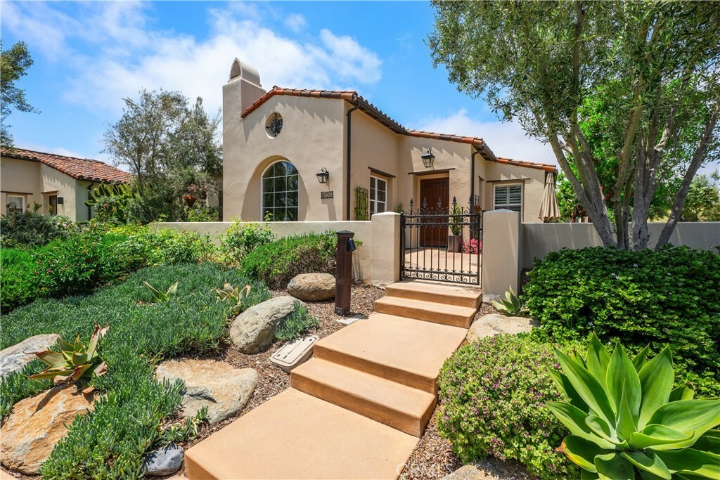 Property Photo:  8126 Santaluz Village N  CA 92127 