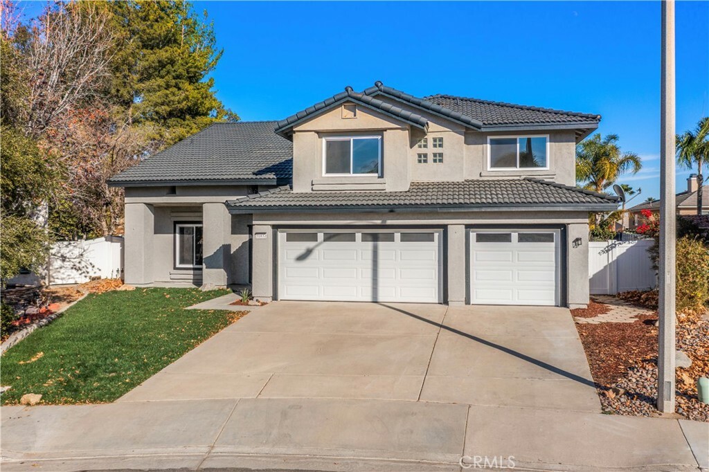 Property Photo: 31832 Poole Court CA 92591