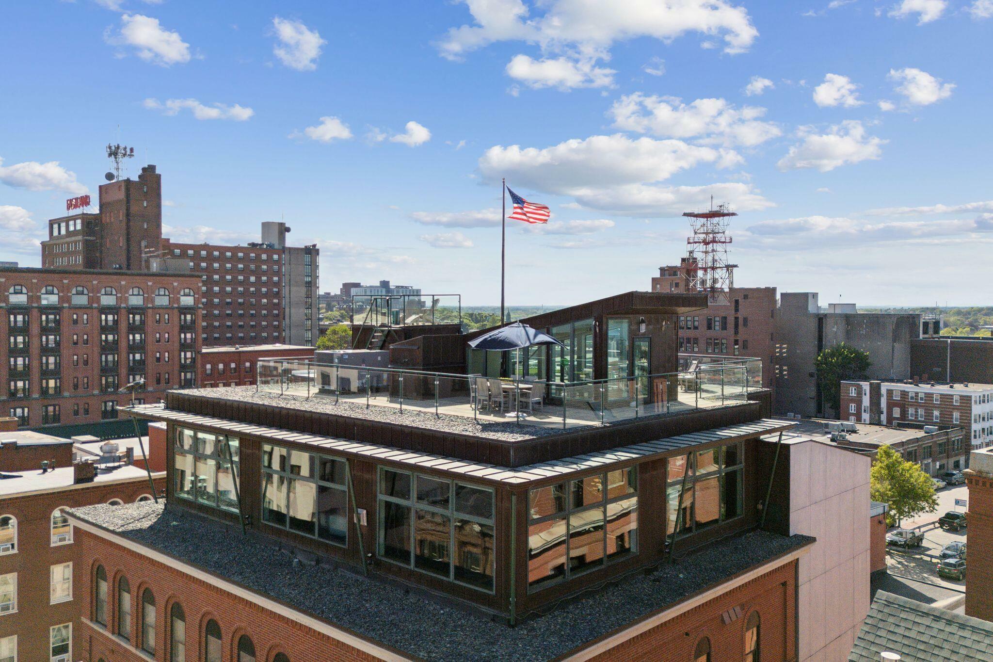 Property Photo: 547 Congress Street 6 ME 04101