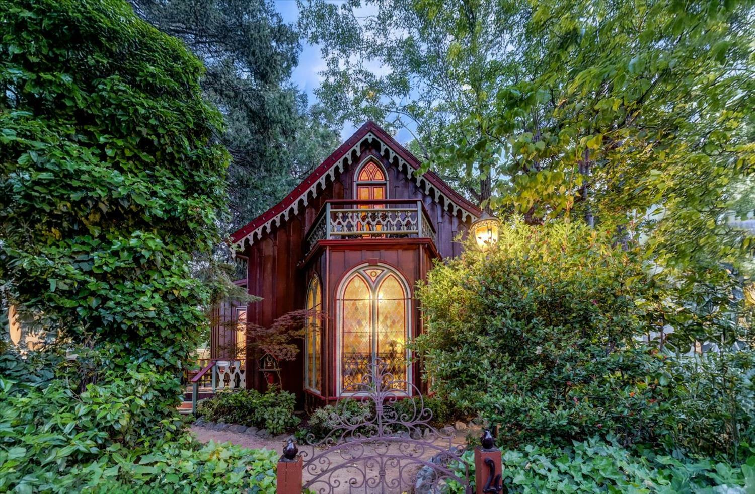 431 Broad Street  Nevada City CA 95959 photo