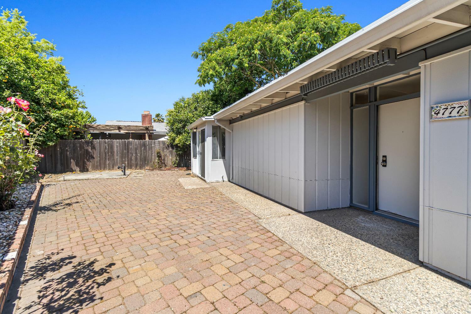 Property Photo: 4777 Bucknell Court CA 95841