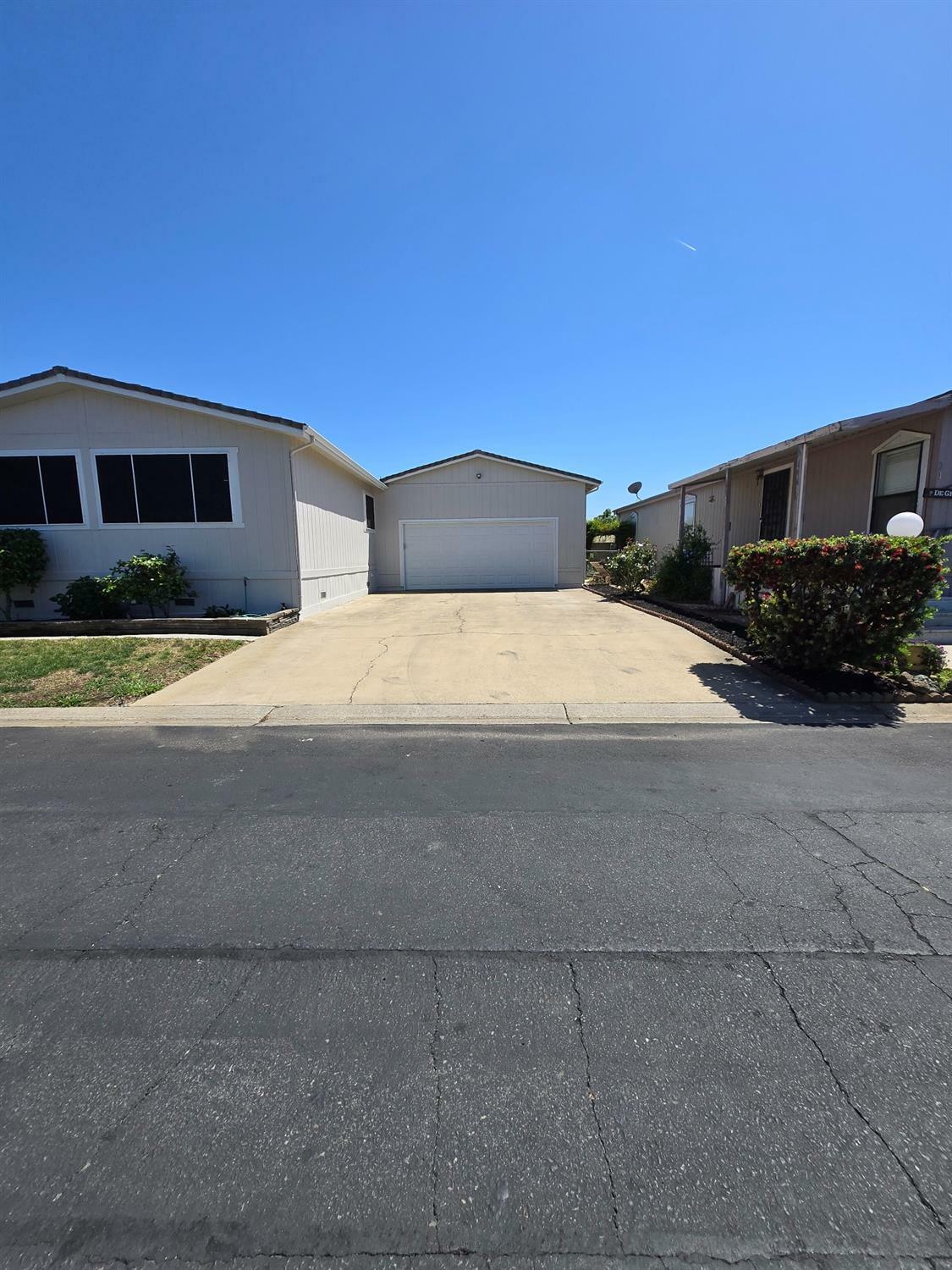 Property Photo:  3120 Live Oak Boulevard 20  CA 95991 