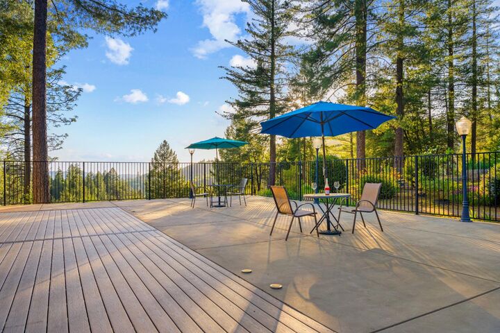 Property Photo:  4665 Puerta Del Sol  CA 95709 