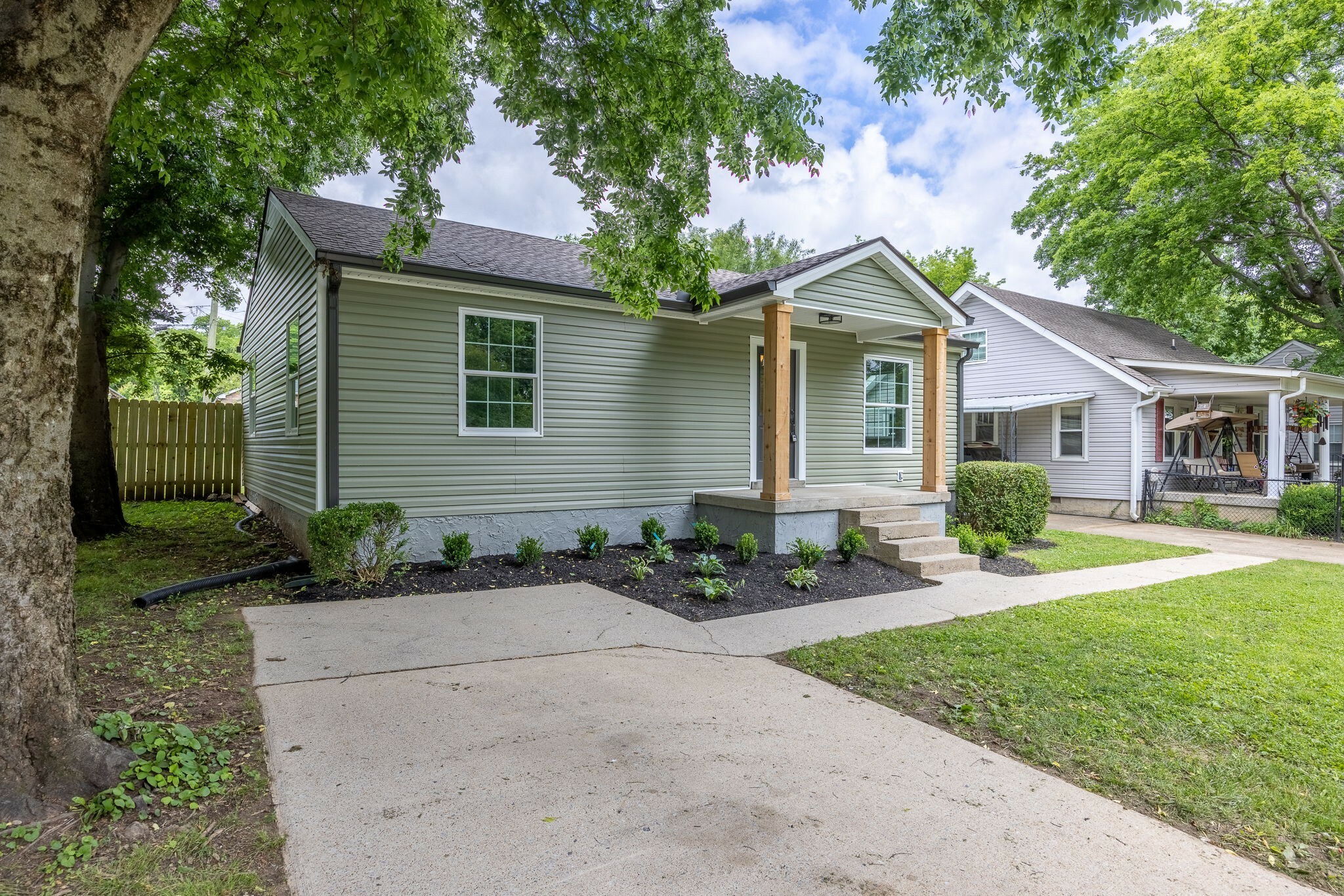 Property Photo: 310 McArthur Dr TN 37115