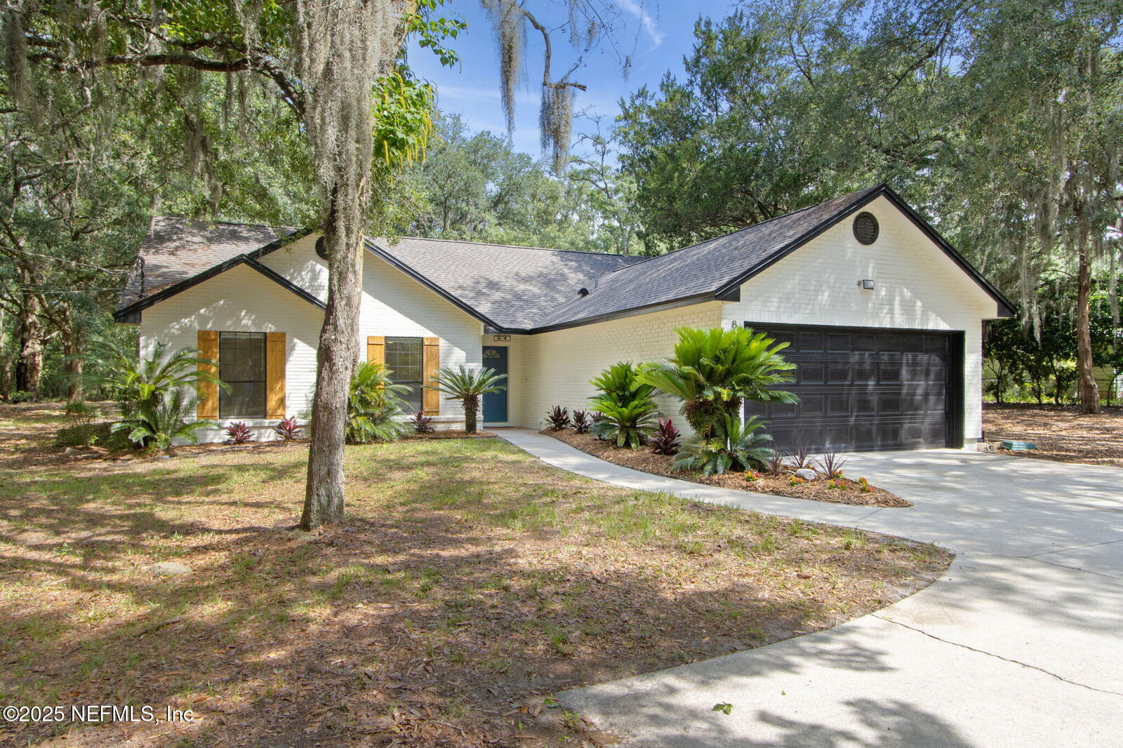 Property Photo: 86165 Debbie Road FL 32097