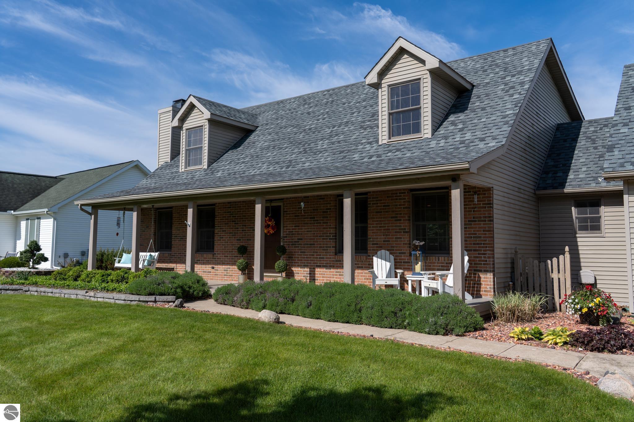 2152 Cornerstone Drive  Mt Pleasant MI 48858 photo