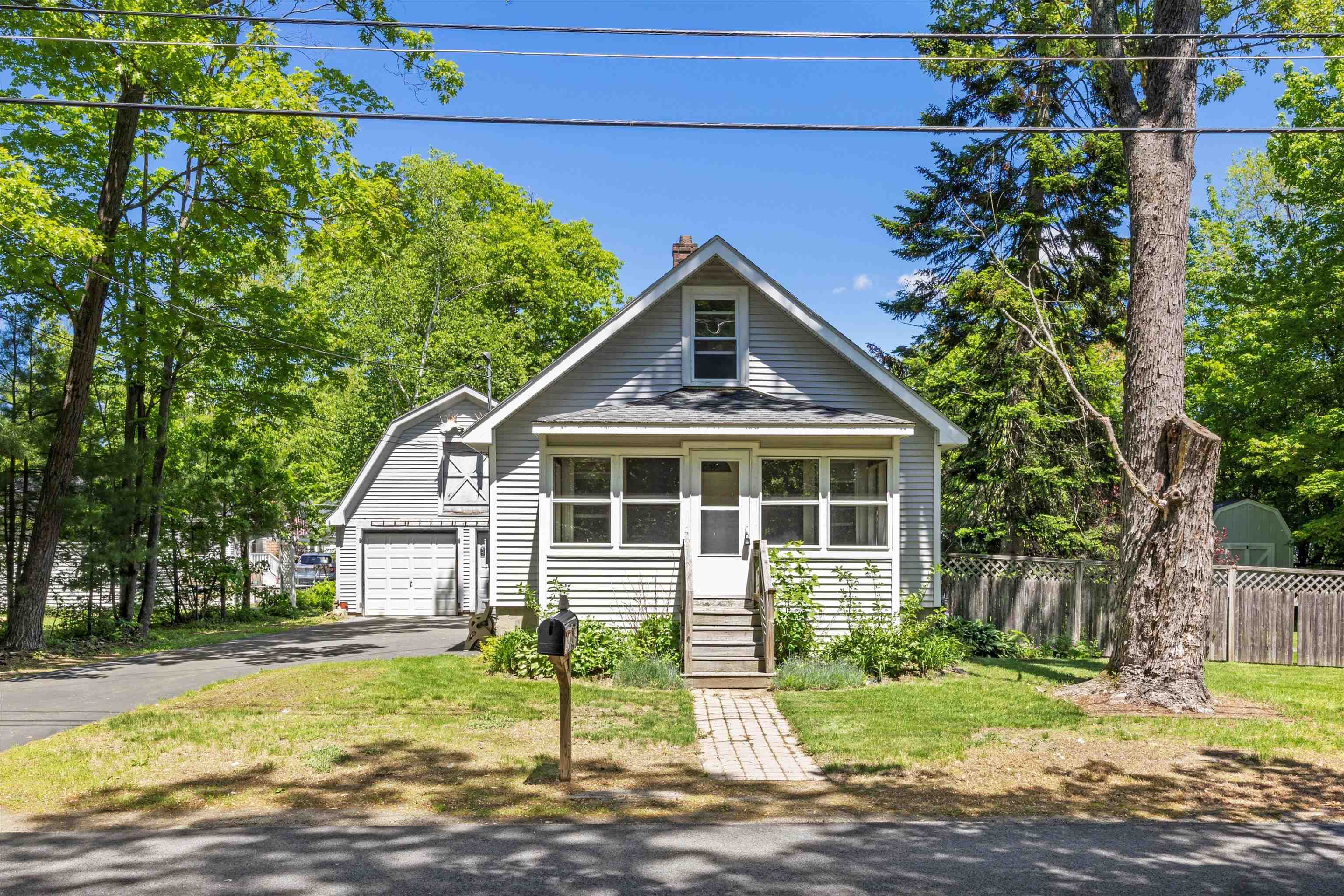 Property Photo:  47 Manor Road  NH 03303 