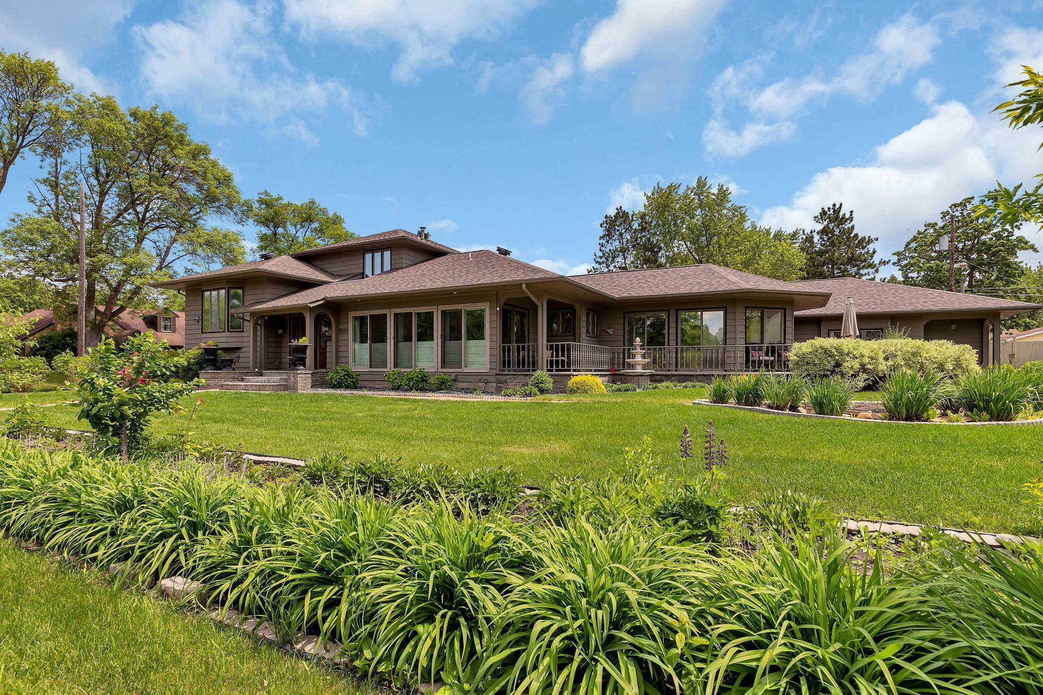 Property Photo: 1300 Kilian Boulevard SE MN 56304