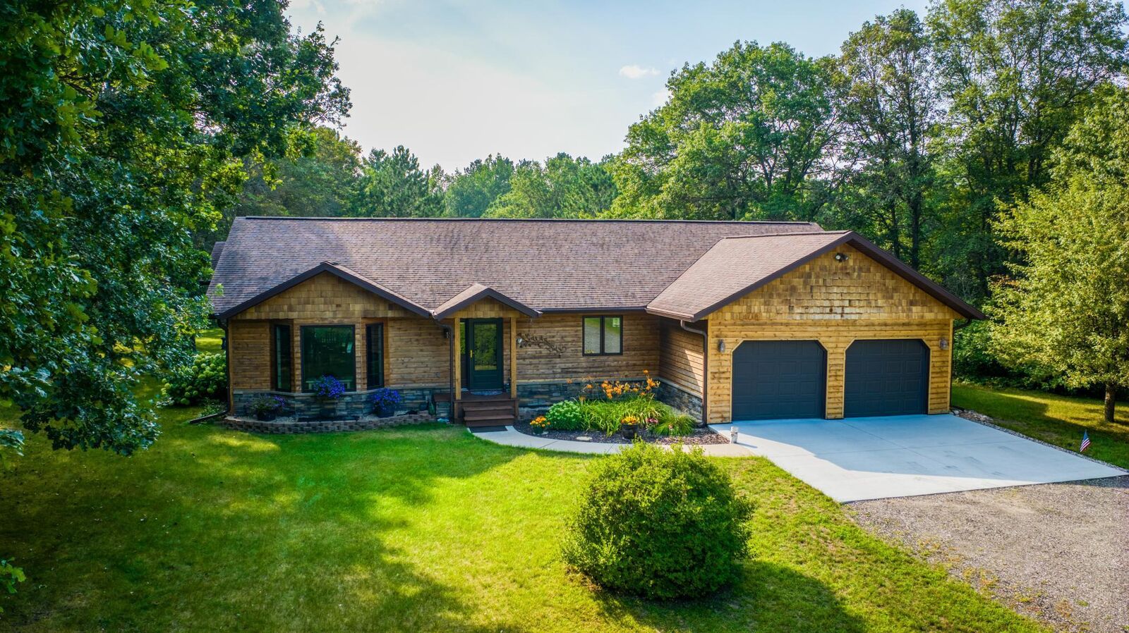 Property Photo: 12375 Kenter Lane NE MN 56601