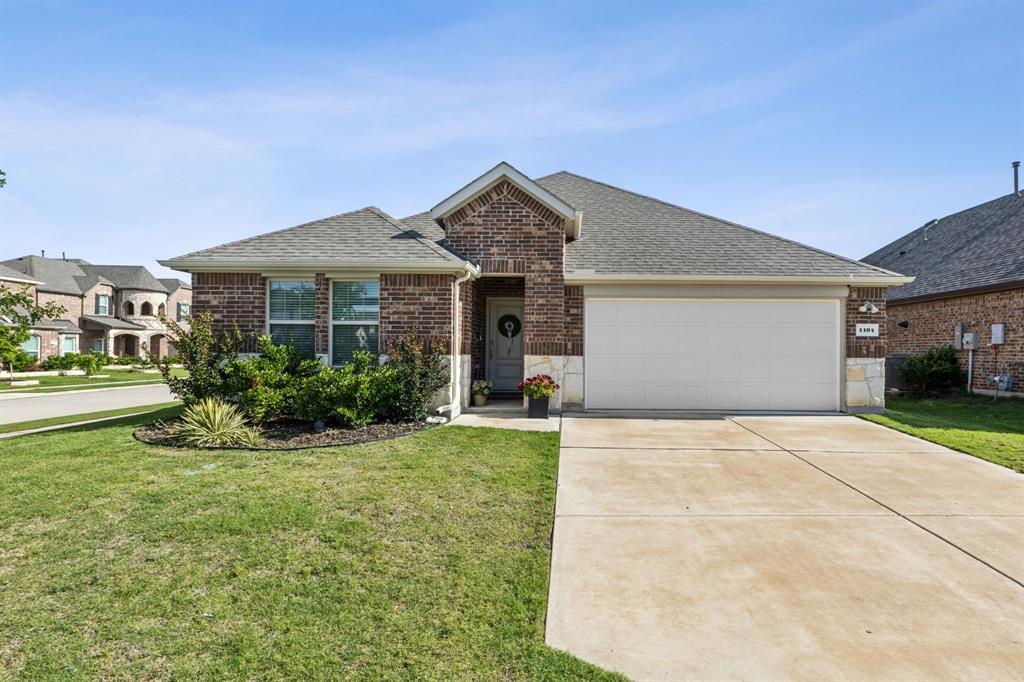 Property Photo: 1104 Egret Way TX 75009