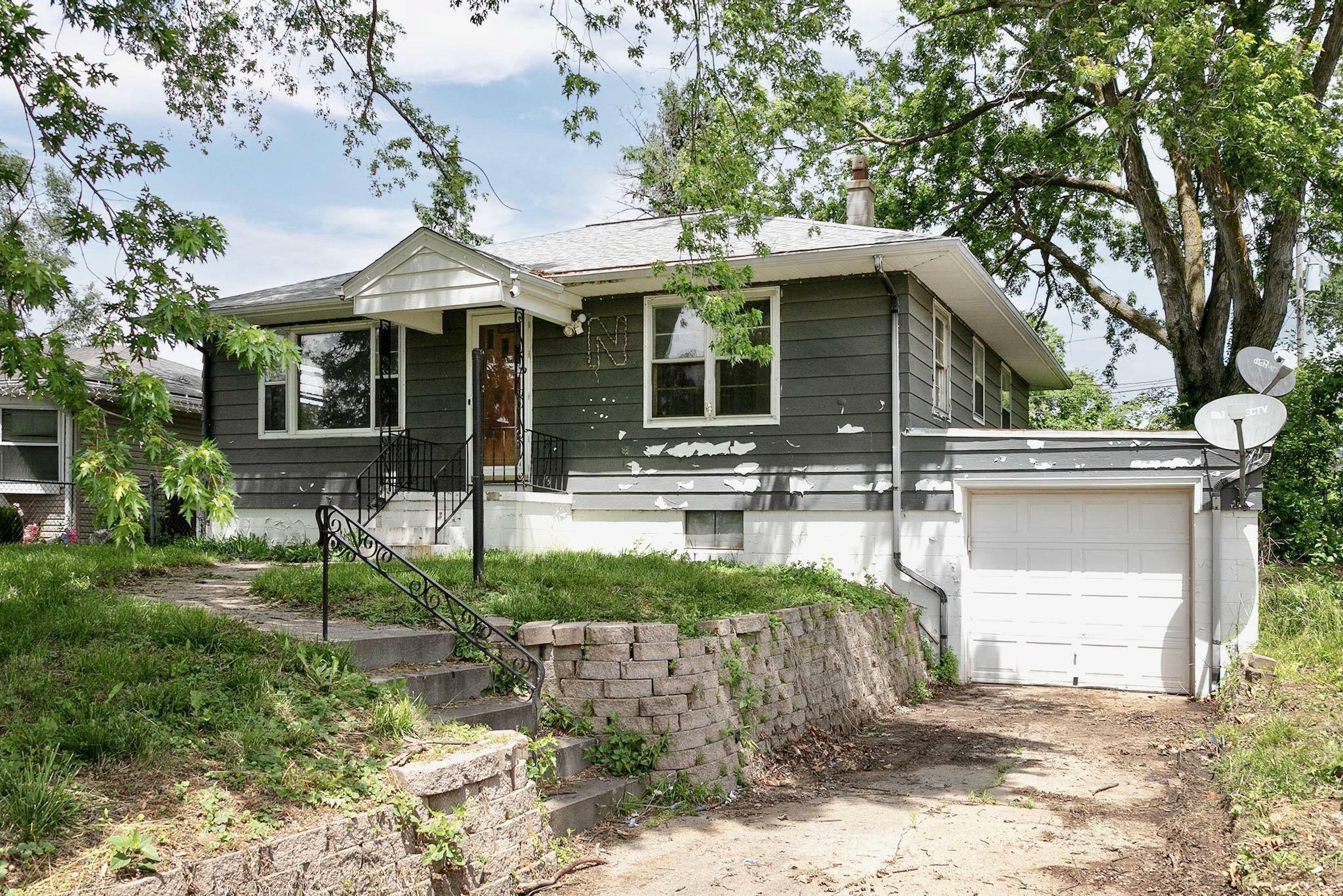 Property Photo: 5626 Fowler Avenue NE 68104