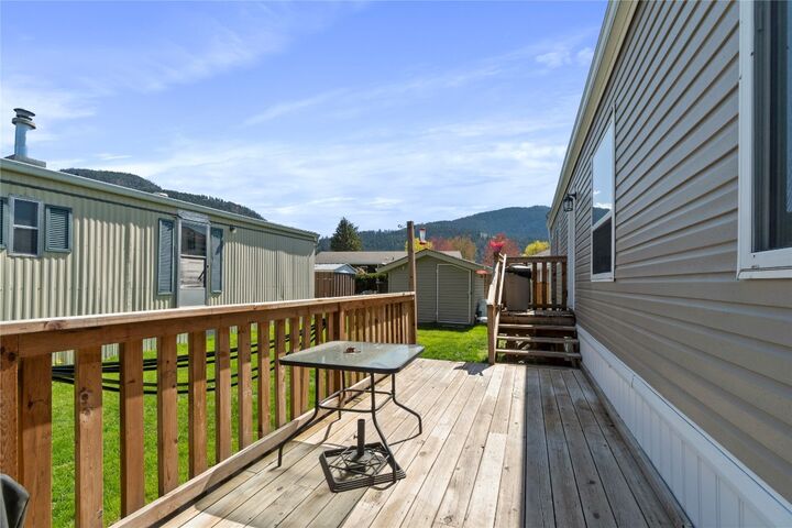 Property Photo:  504 Pine Street 3  BC V0E 1M0 