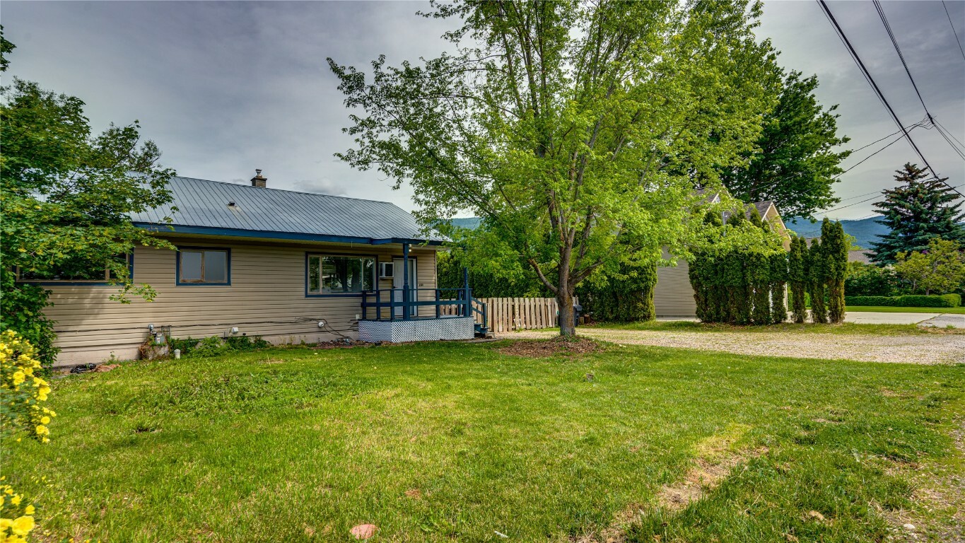 2560 Colony Street  Armstrong BC V0E 1B2 photo