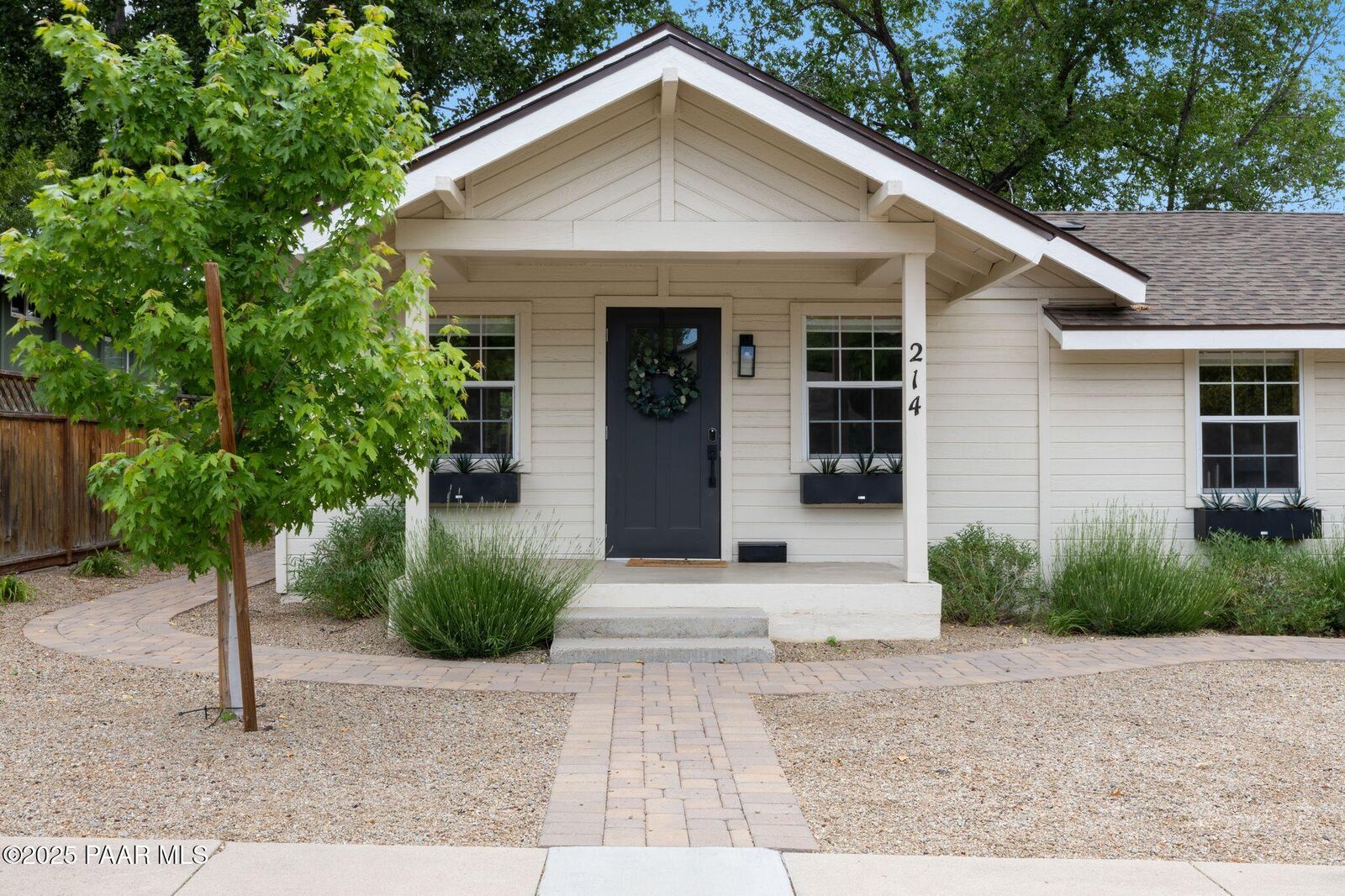 Property Photo:  214 N Washington Avenue  AZ 86301 