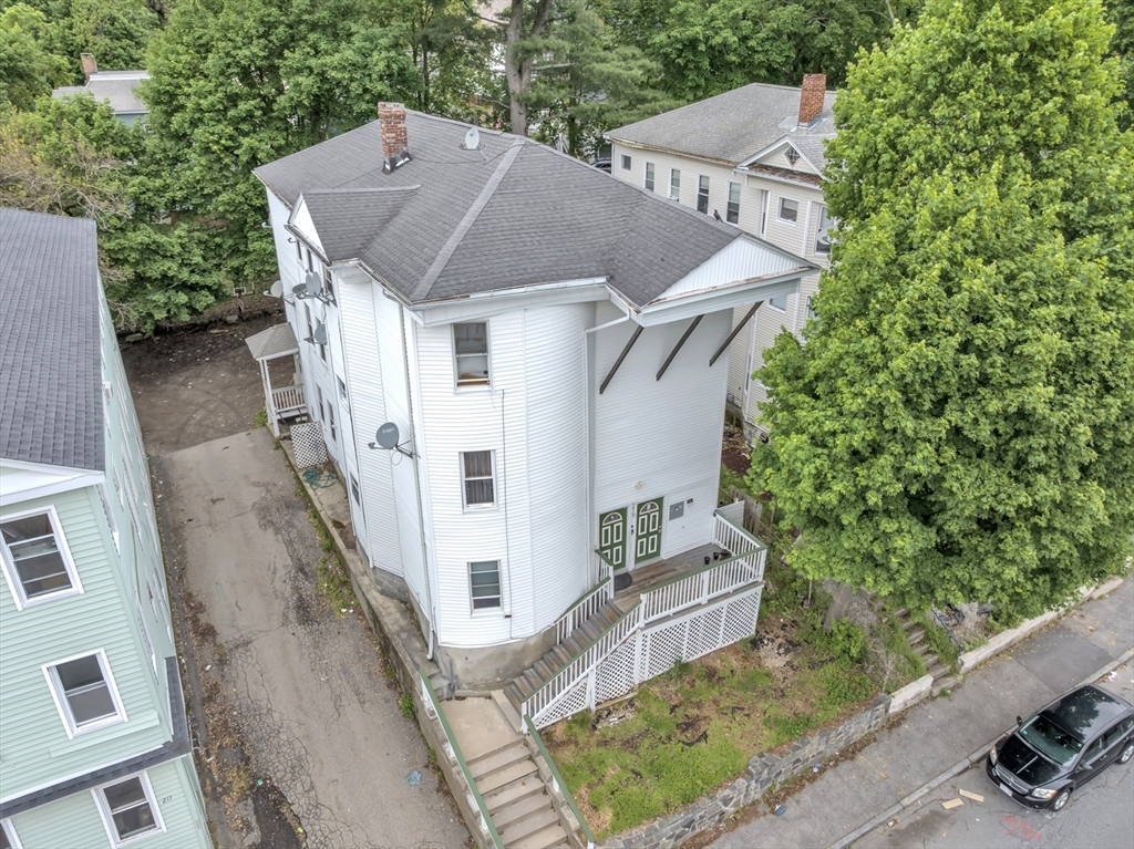 Property Photo: 215 Beacon St MA 01610