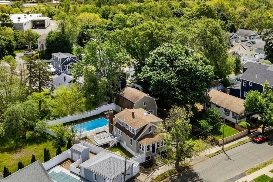 Property Photo:  6 Henry Street  MA 01906 