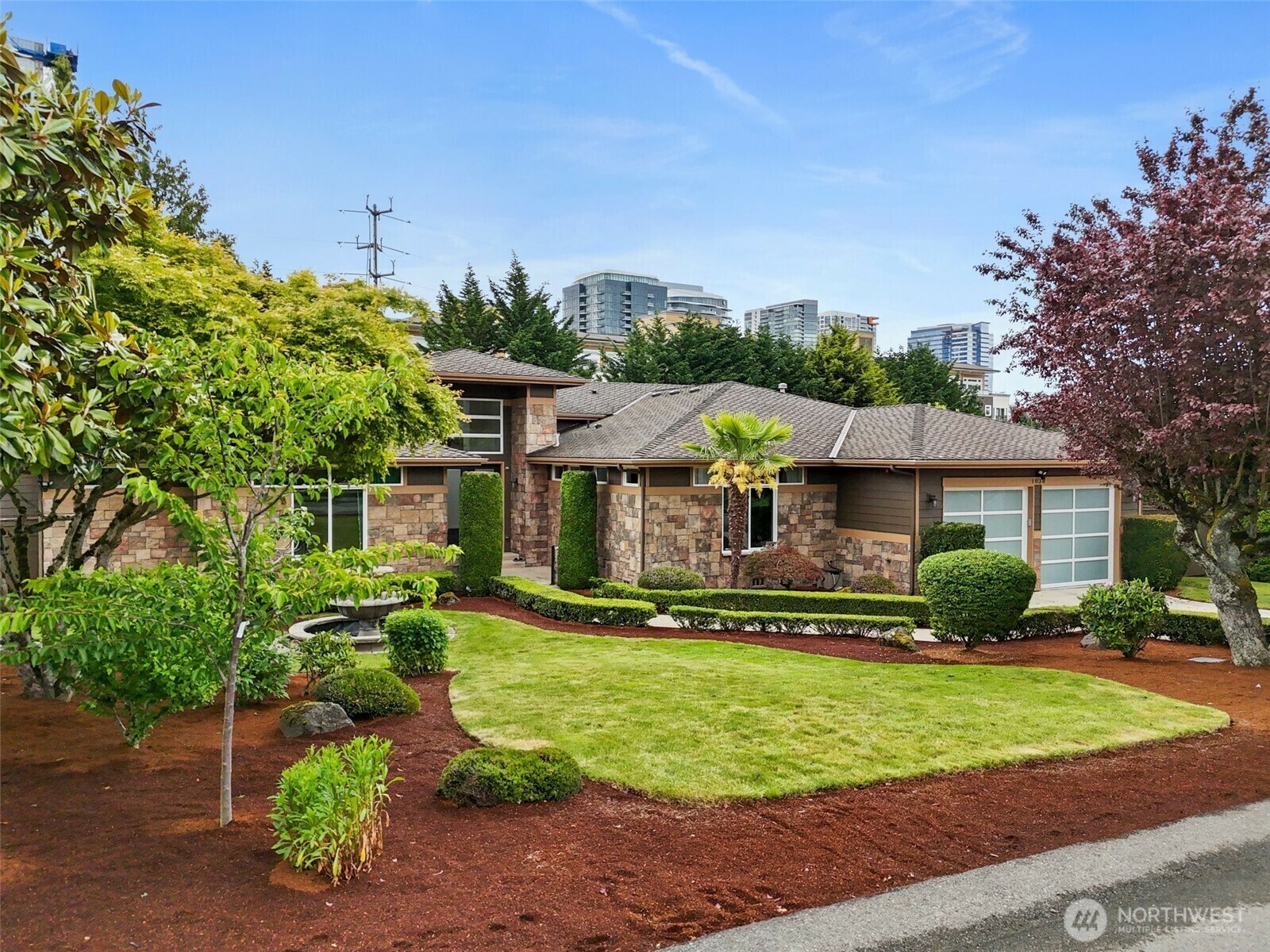 Property Photo:  1038  Belfair Road  WA 98004 