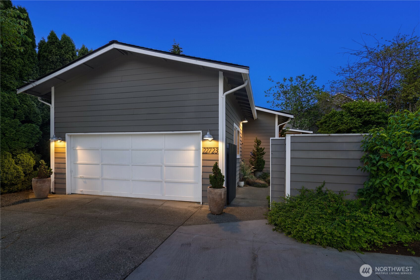 Property Photo:  22723  84th Avenue W  WA 98026 