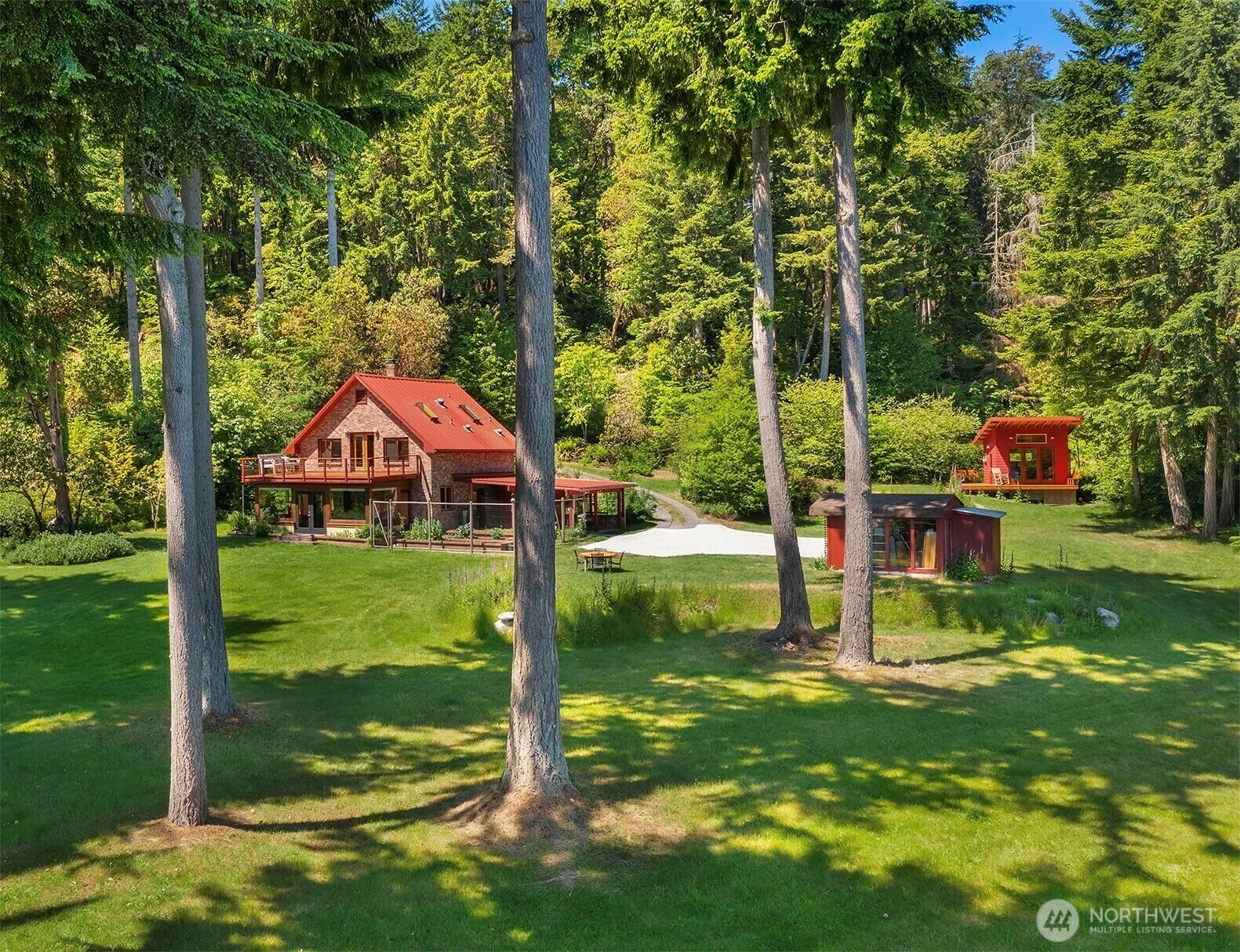 Property Photo: 12010 SW Wesleyan Way 1 WA 98070
