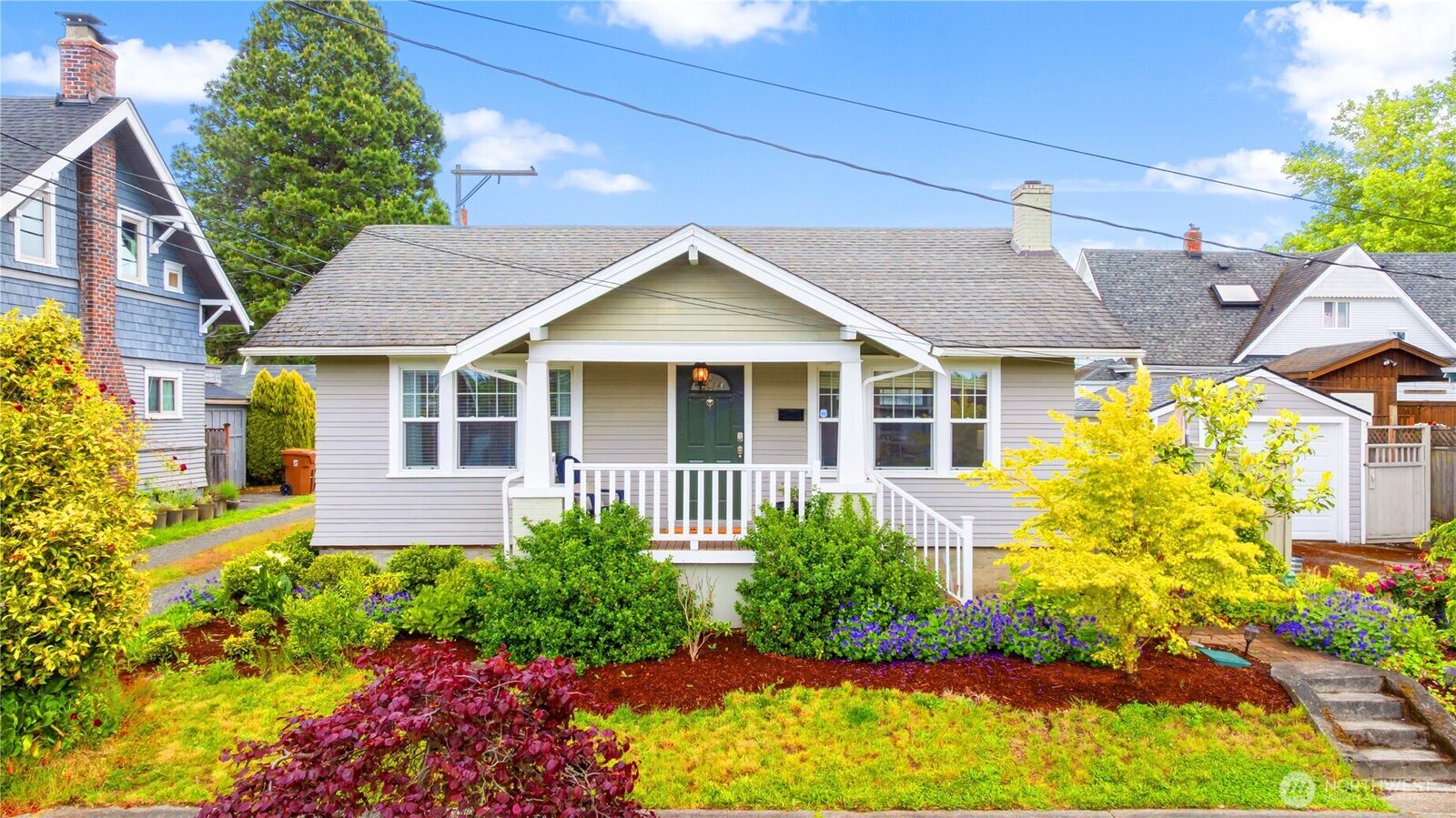Property Photo:  707 N Adams Street  WA 98406 