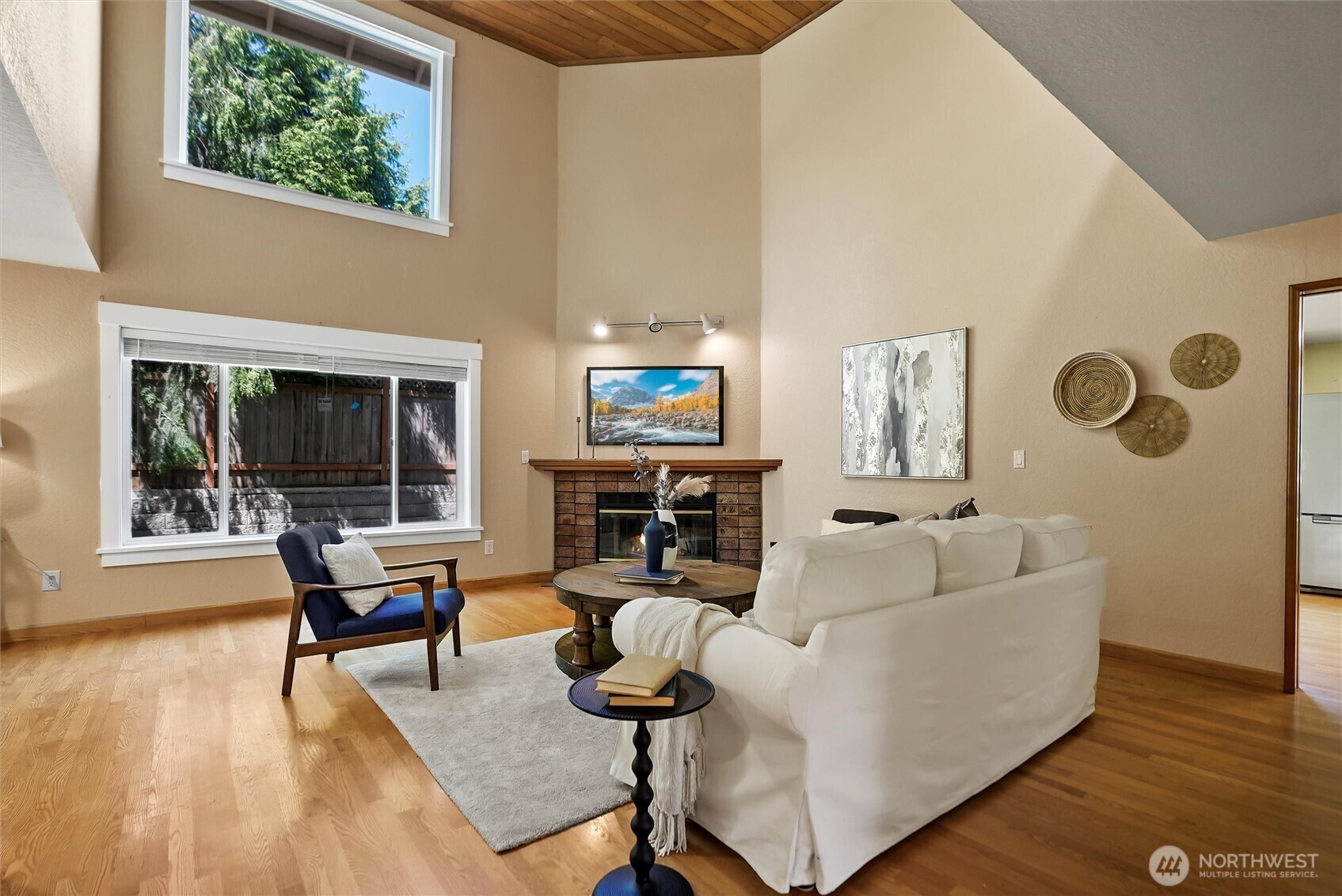 Property Photo:  6149  115th Place SE  WA 98006 