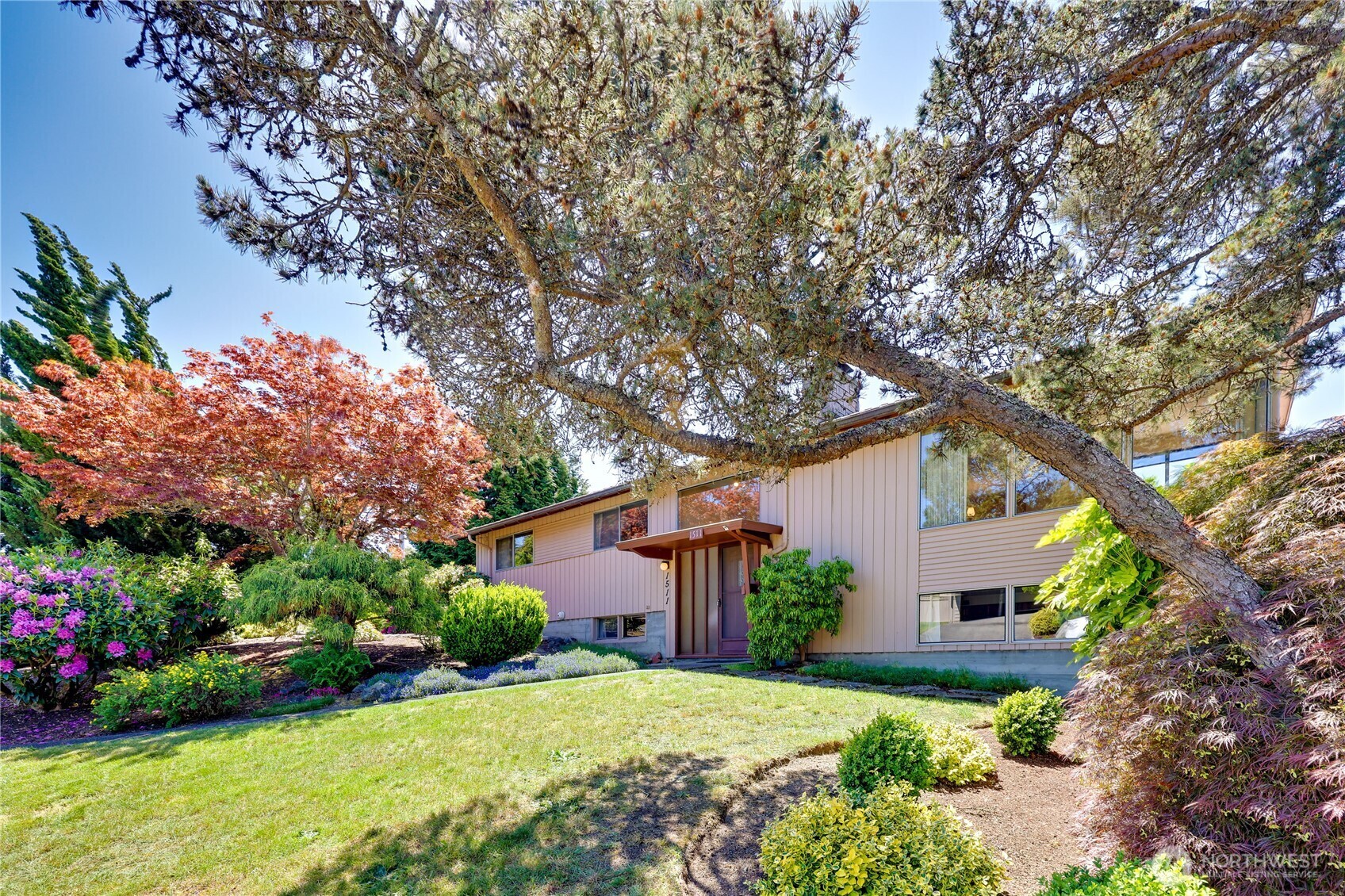 Property Photo:  1511 E 33rd Street  WA 98310 