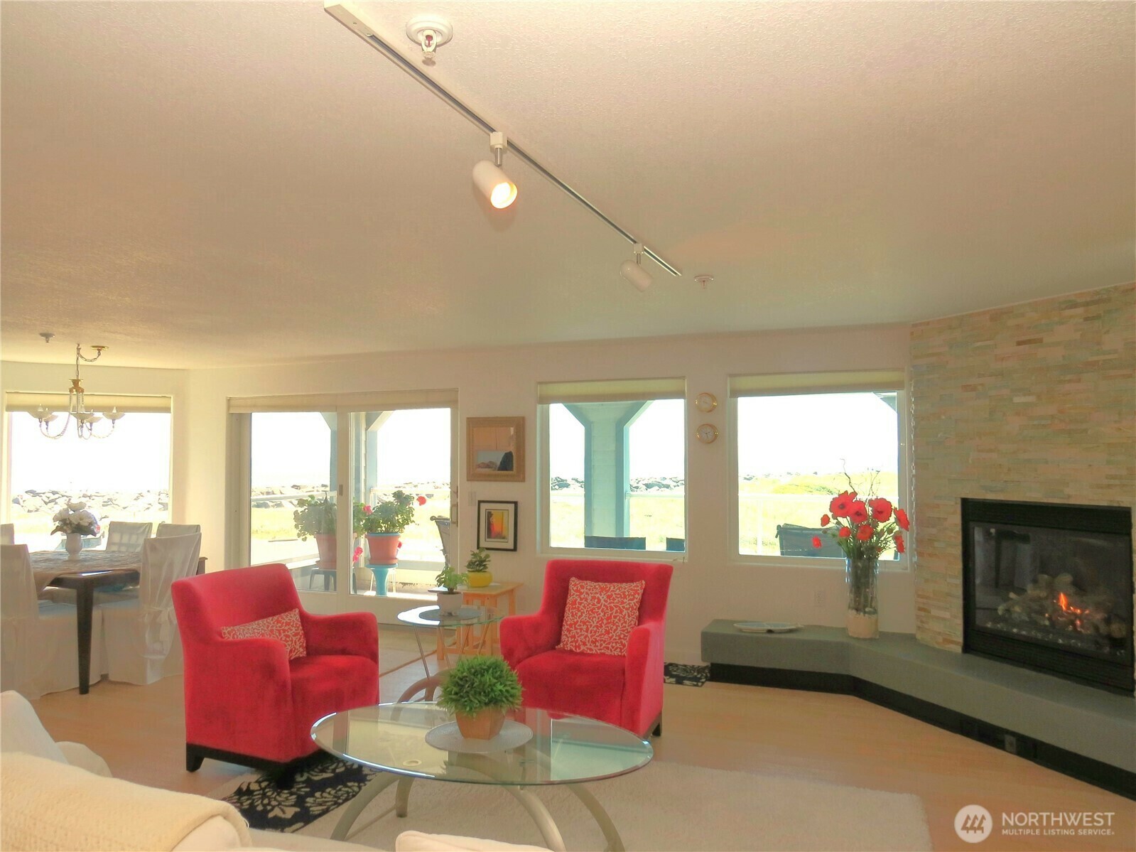 Property Photo: 1599 E Ocean Shores Boulevard SW 2 E WA 98569