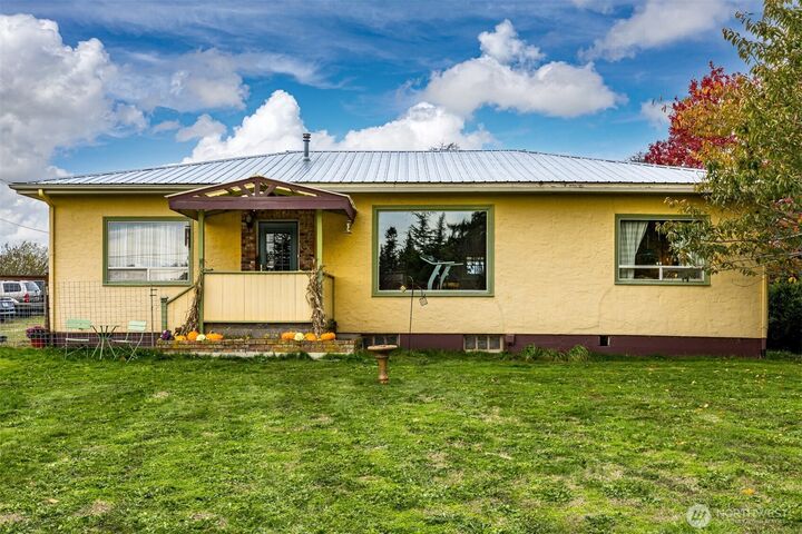 Property Photo: 5367 Barr Road WA 98248