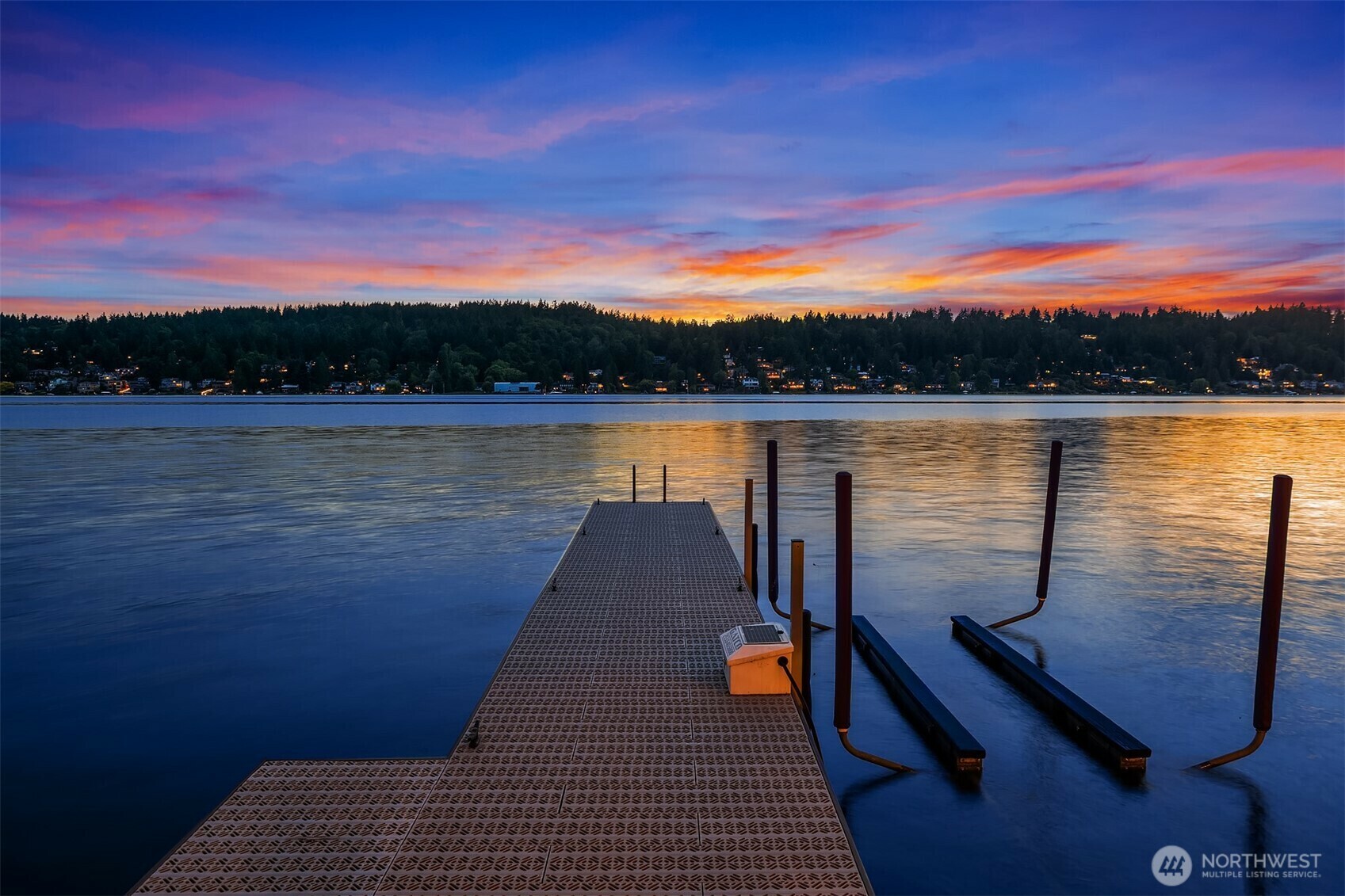 Property Photo: 6425 Ripley Lane SE WA 98056