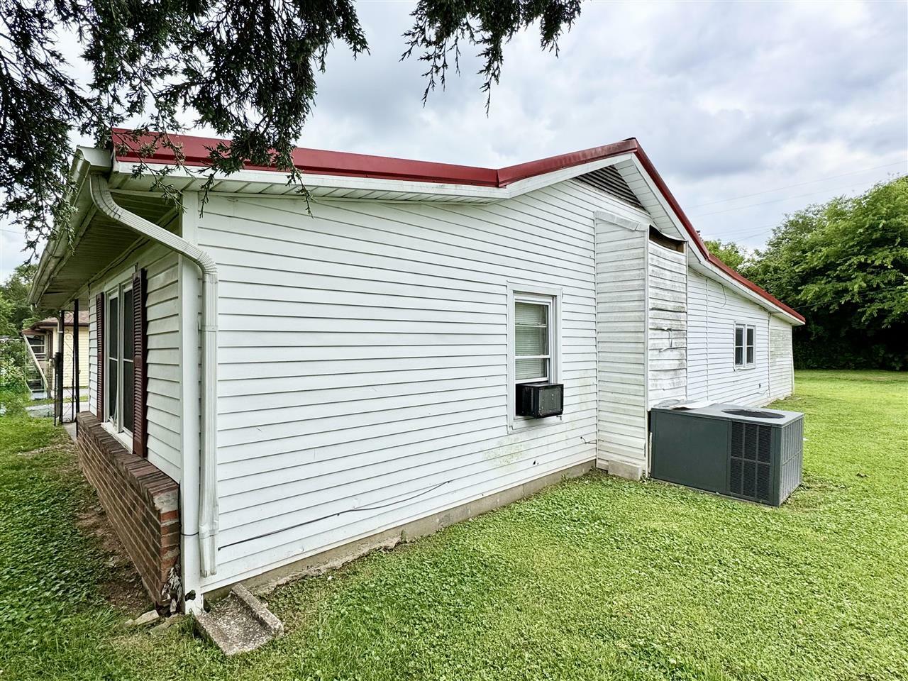 Property Photo: 1713 Moseley Drive KY 42240