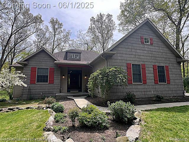 Property Photo: 9401 Lakeview Drive MI 48451