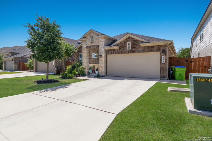 Property Photo: 12614 Big Valley TX 78254
