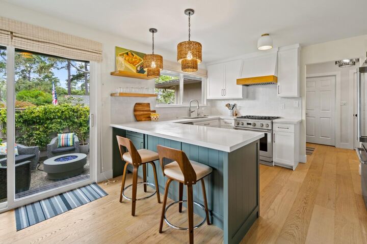 38 Country Club Gate  Pacific Grove CA 93950 photo