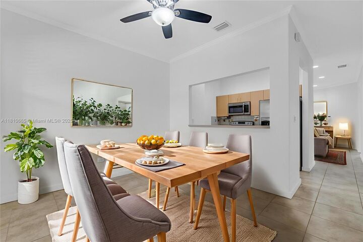 Property Photo: 11014 SW 237th Ln FL 33032