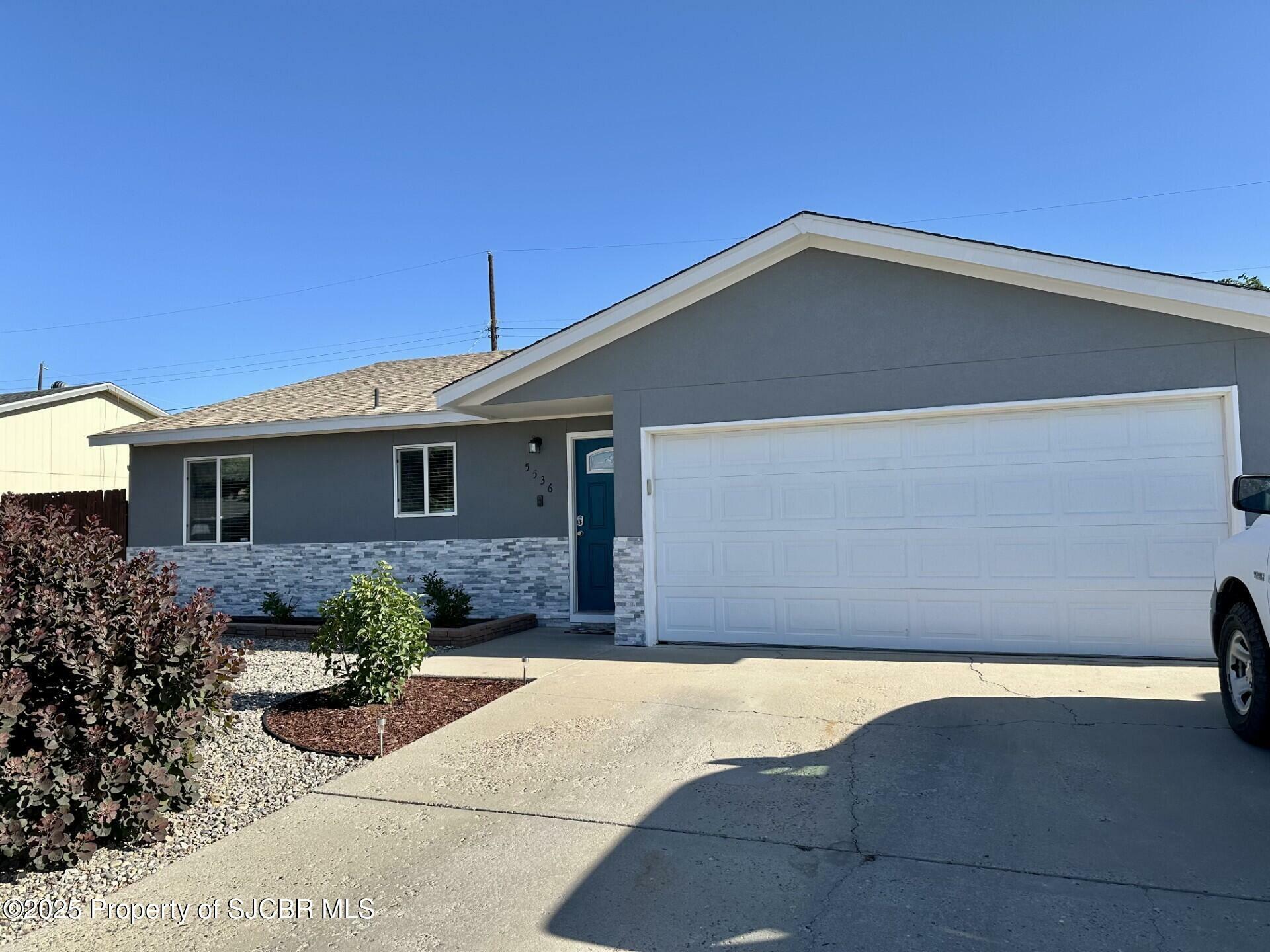 Property Photo:  5536 Alder Street  NM 87402 