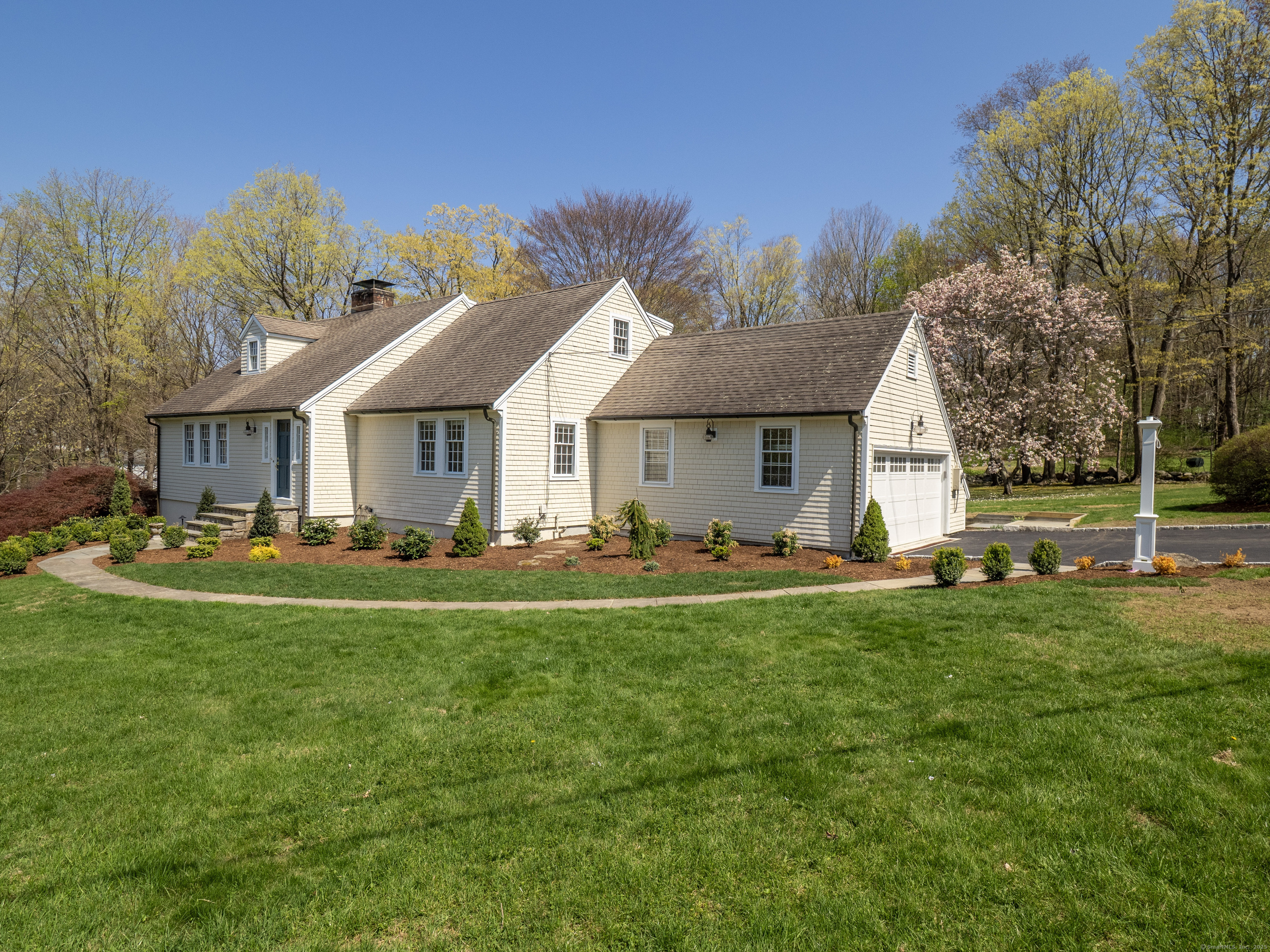 Property Photo: 27 Powderhorn Drive CT 06877