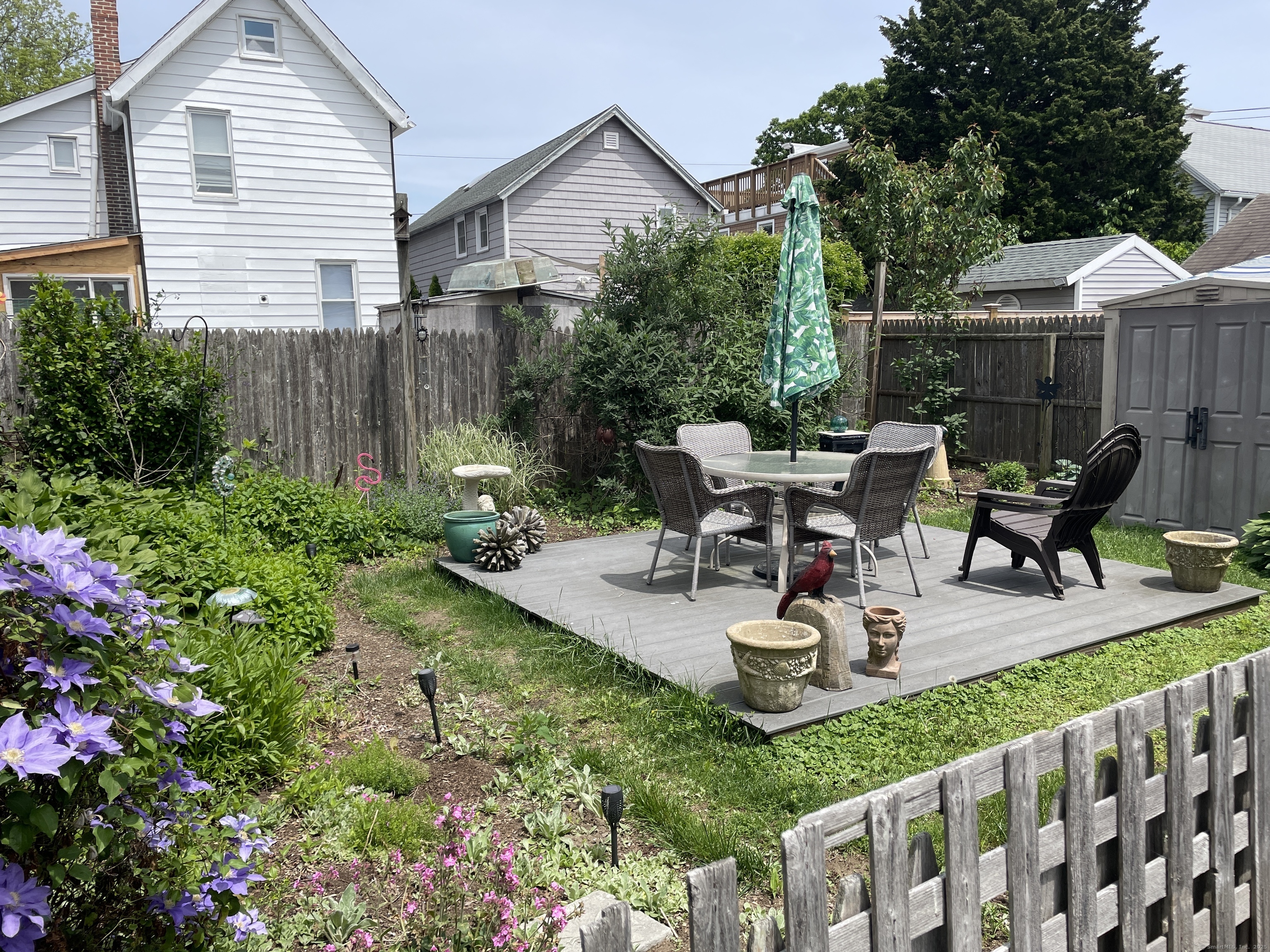 Property Photo: 9 Wood Avenue CT 06460