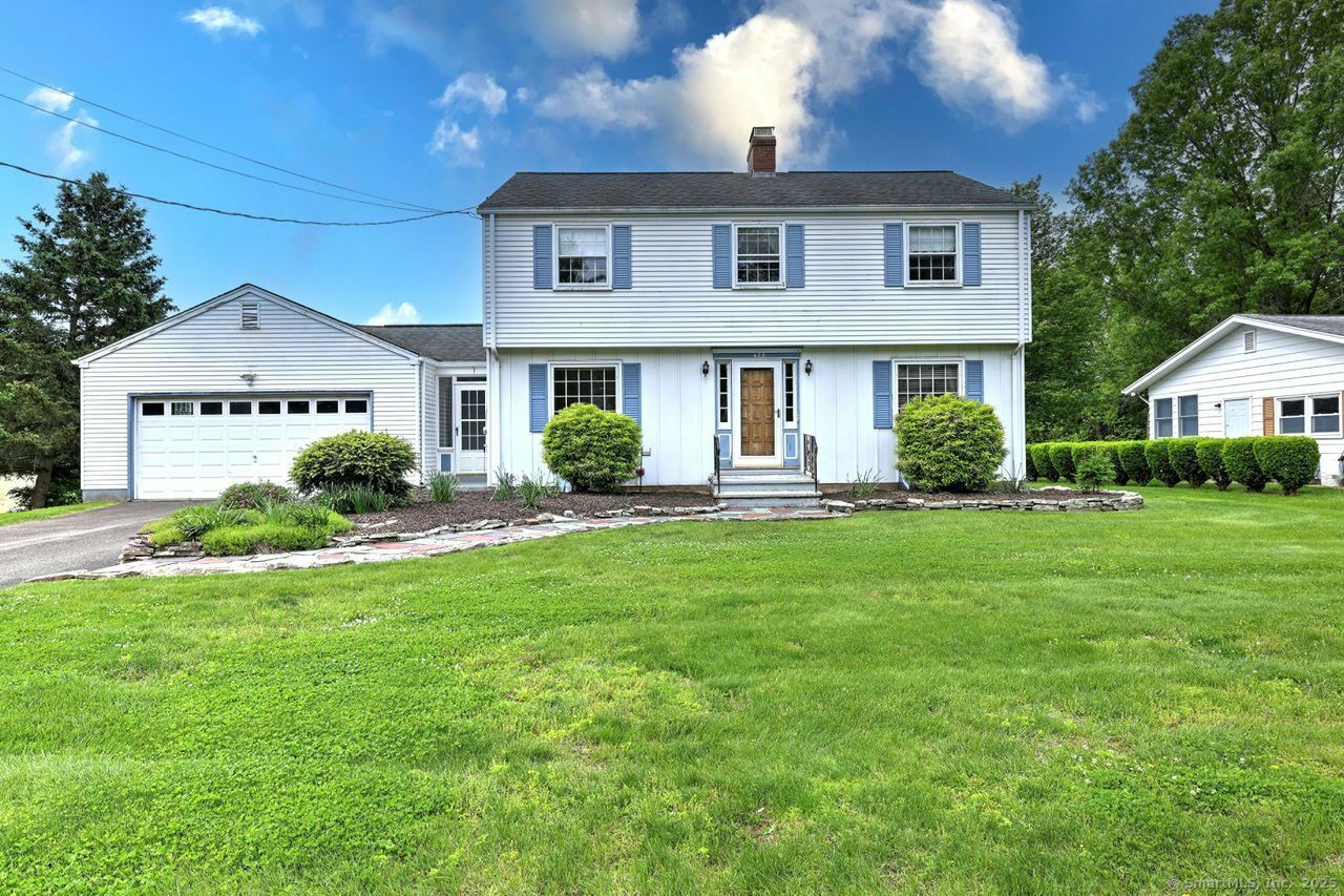 Property Photo: 423 Baldwin Avenue CT 06450