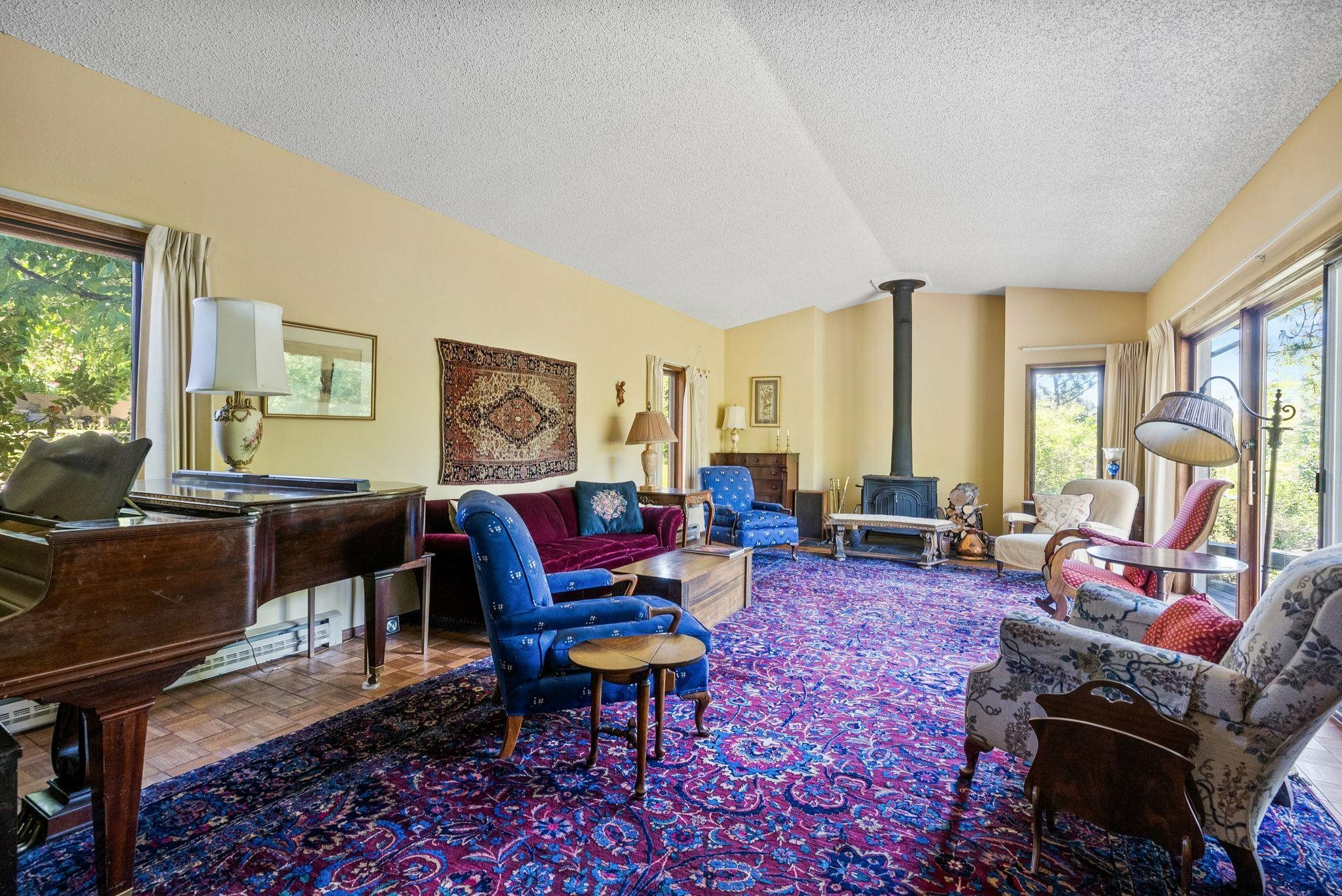 Property Photo:  2616 S Southeast Blvd  WA 99223 