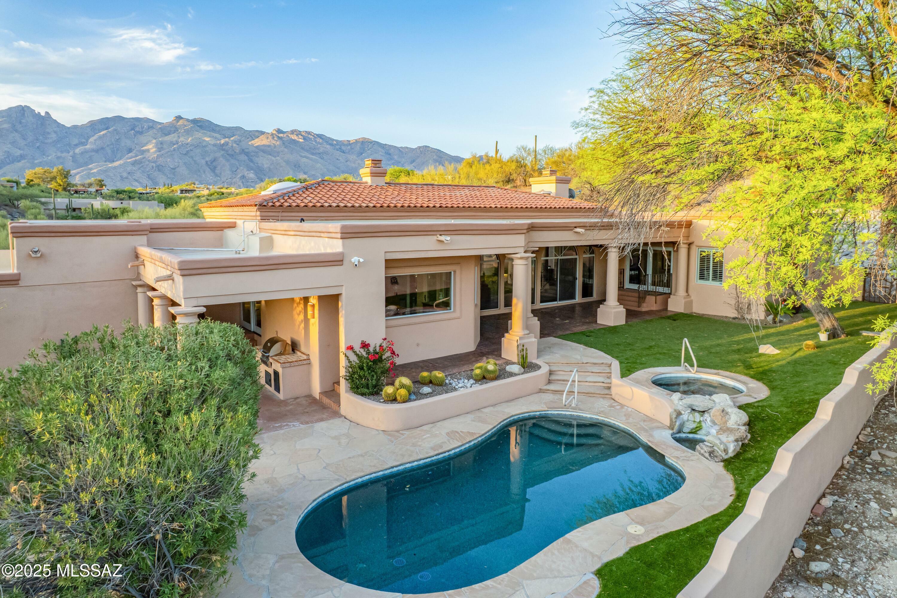Property Photo: 3750 E Sumo Quinto AZ 85718