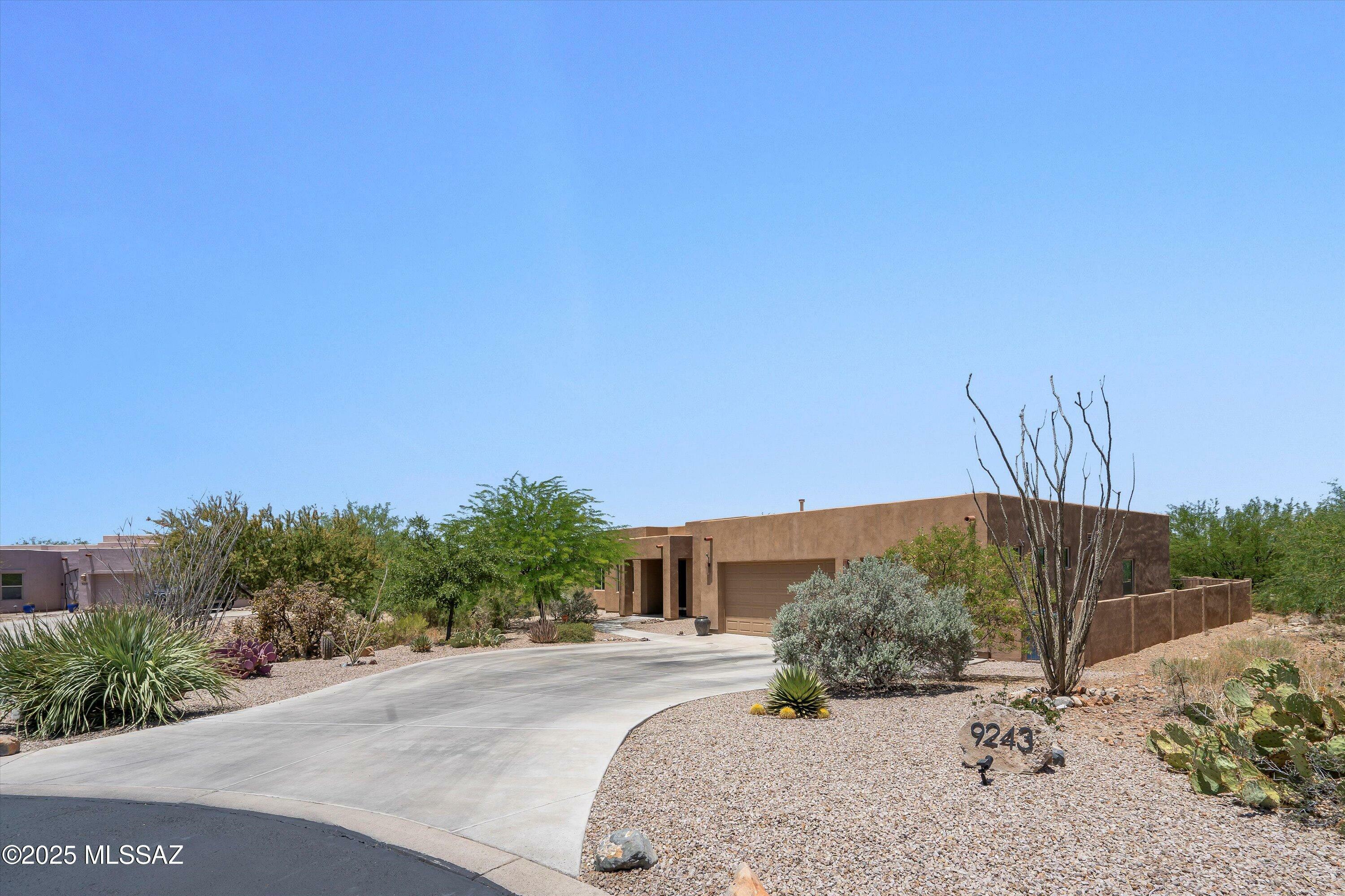 Property Photo: 9243 E Arizona Cypress Place AZ 85641