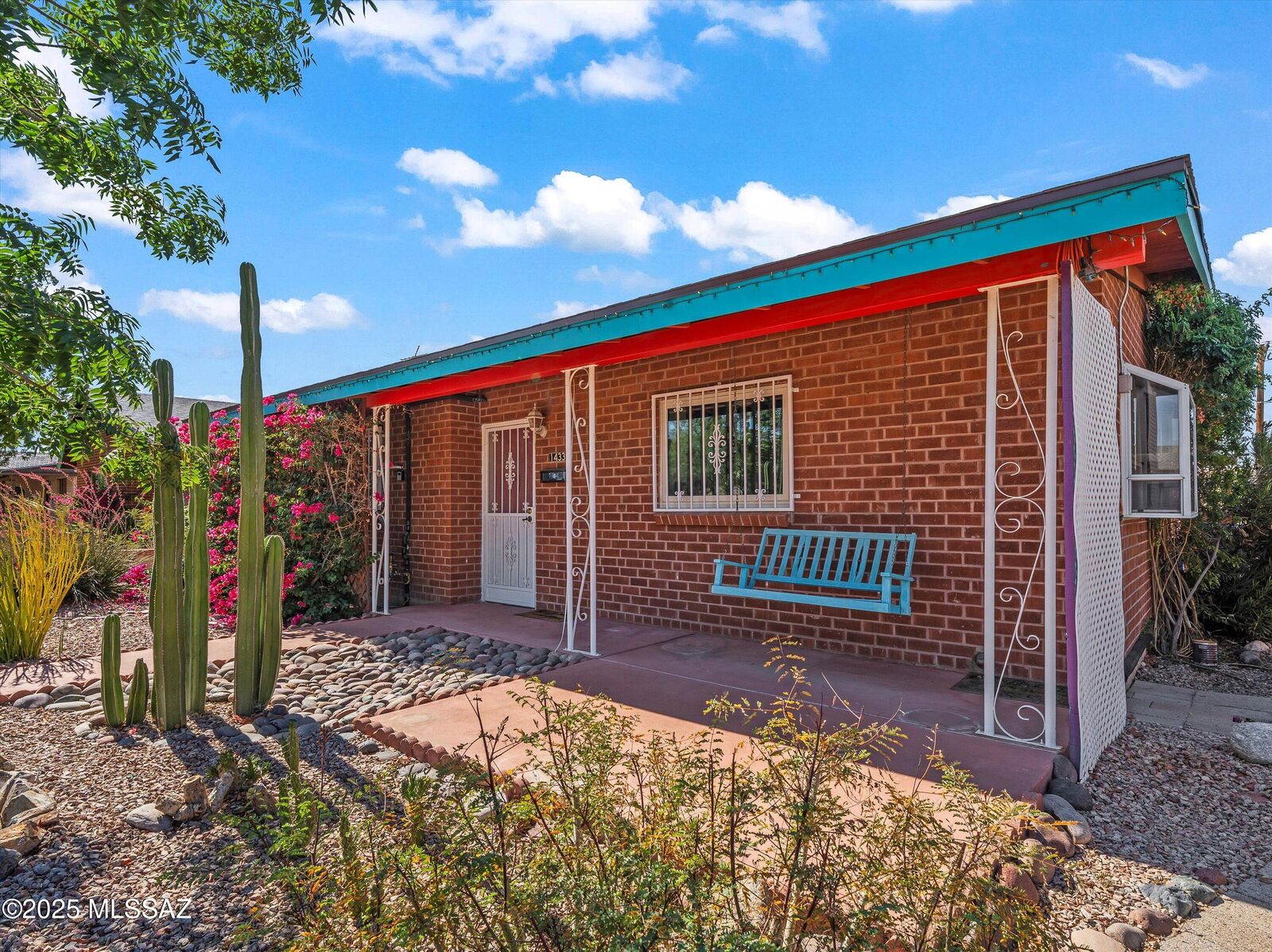 Property Photo: 1433 E Silver Street AZ 85719