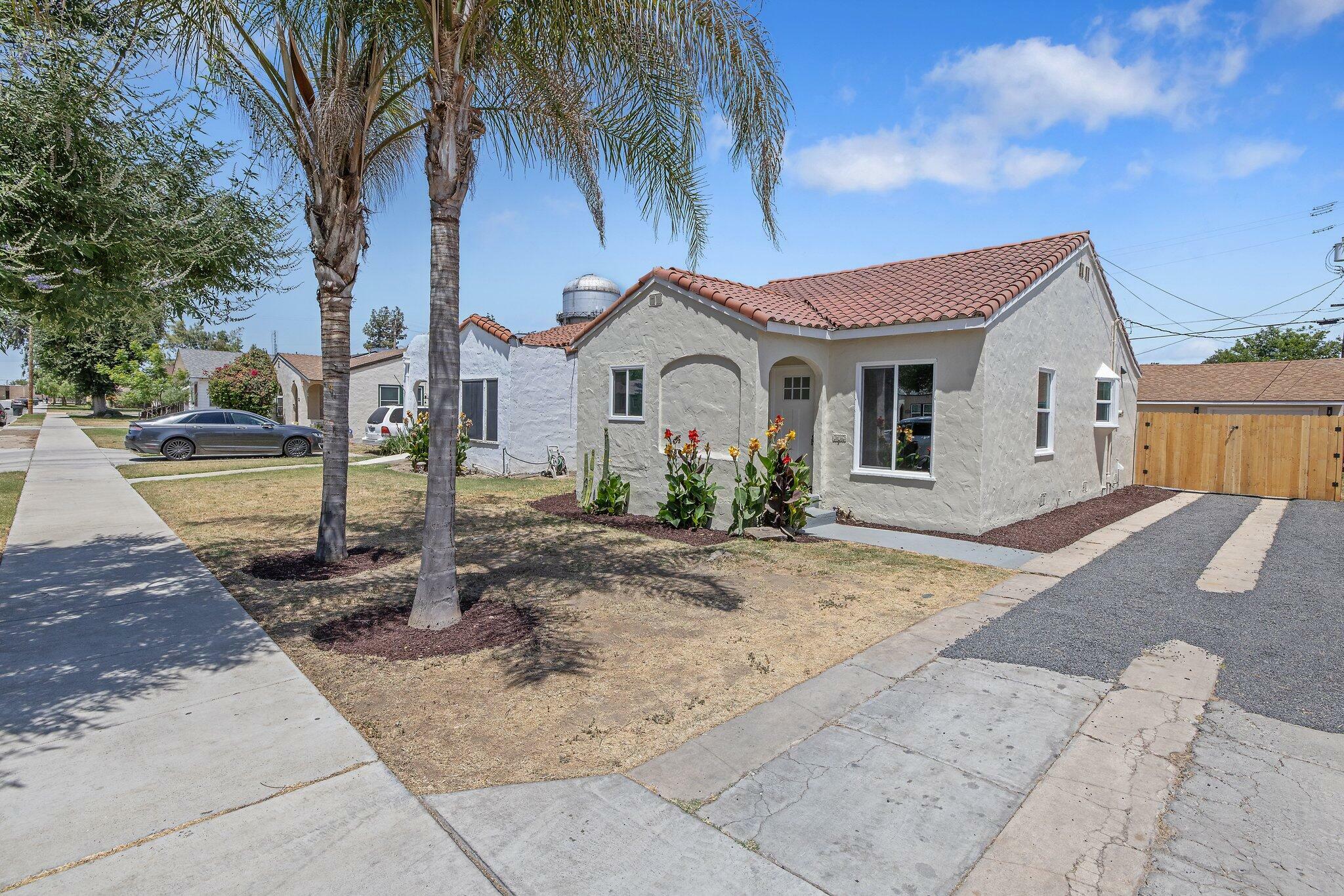 Property Photo: 1321 N Harris Street CA 93230