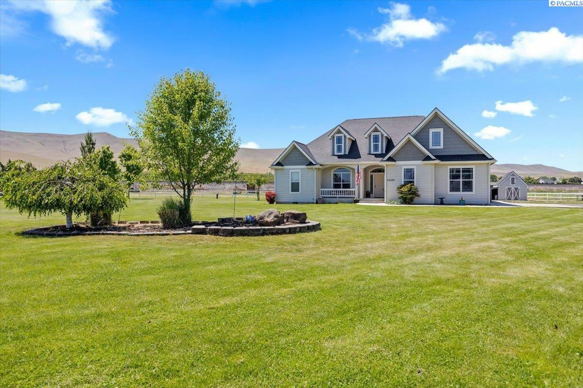 Property Photo: 19408 19408 Quail Run Pr. SW WA 99350-0018