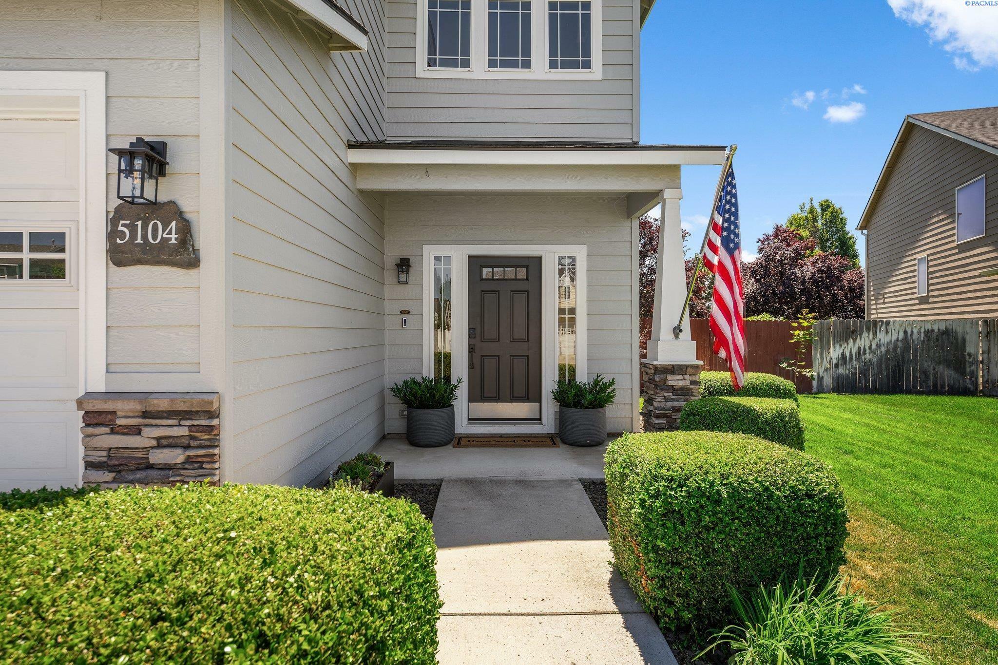 Property Photo: 5104 Antigua Dr WA 99301