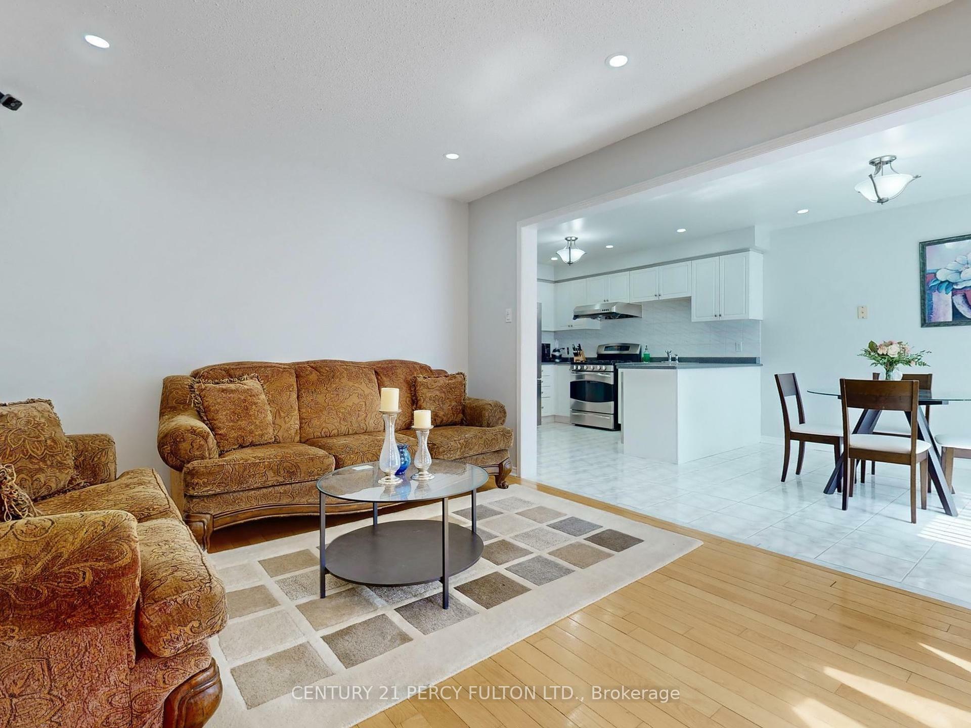 Photo de la propriété: 177 Sophia Road ON L3S 4C5