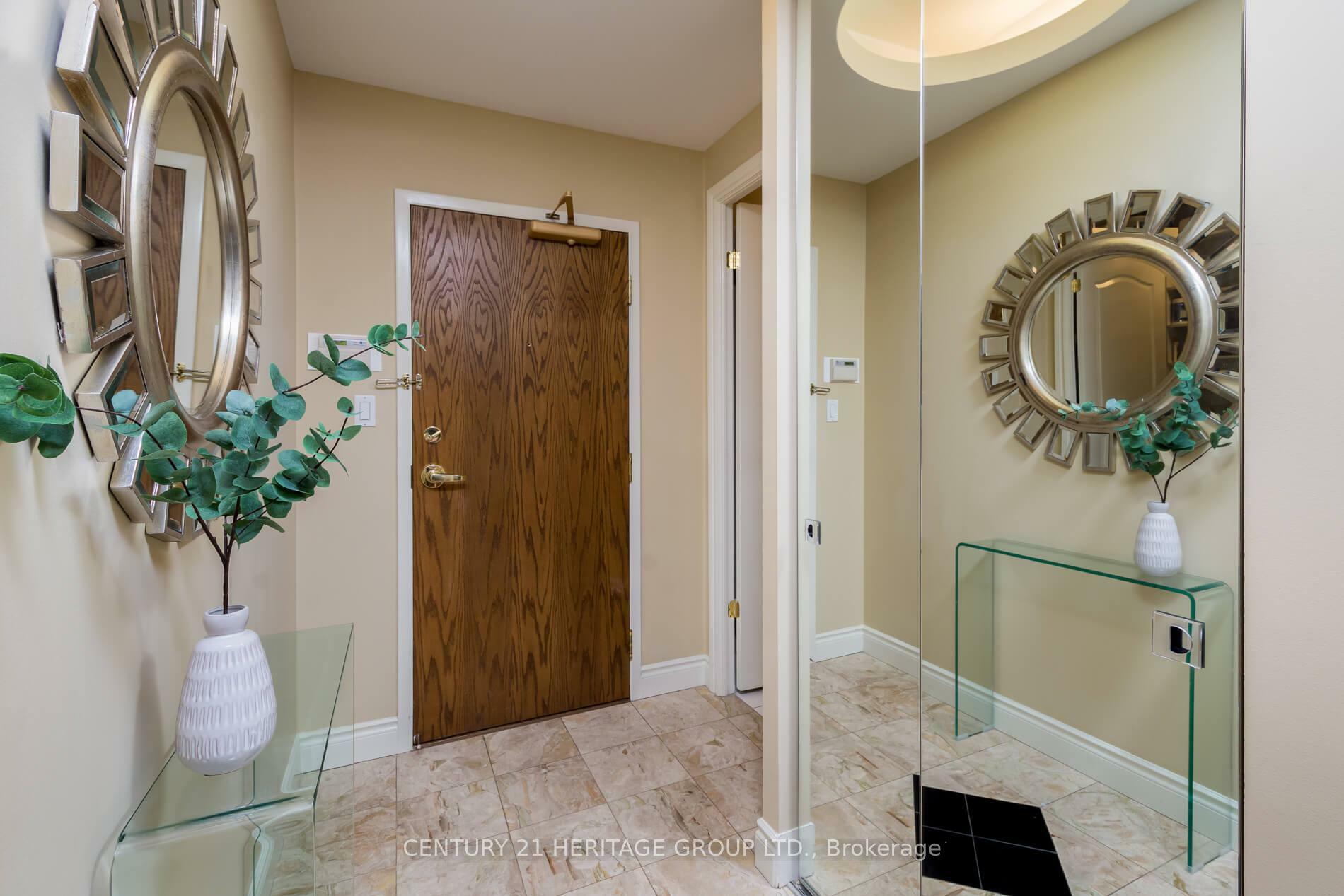 Property Photo: 11 William Carson Crescent 306 ON M2P 2G1