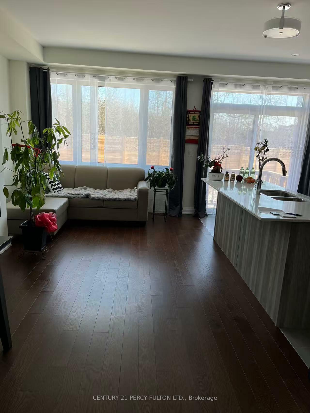 Property Photo:  2805 Albatross Way Mbr  ON L1X 0P6 