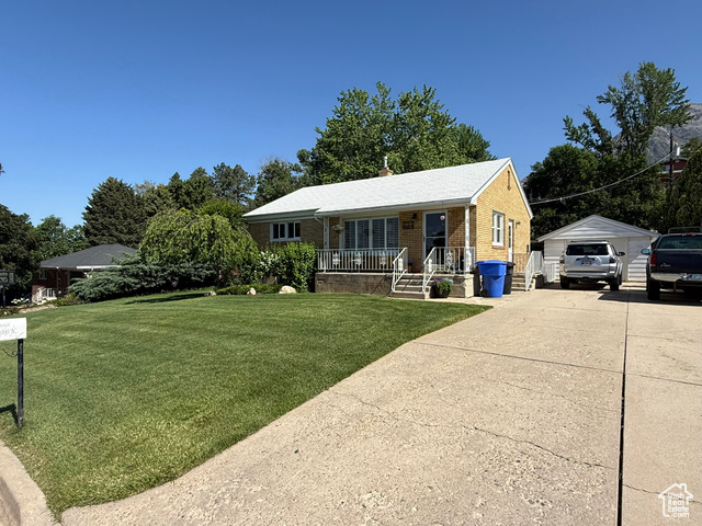 Property Photo: 272 E 3000 N UT 84414
