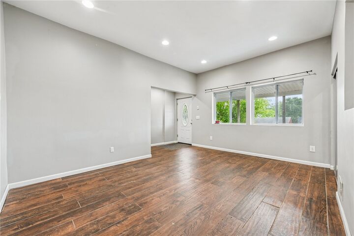 Property Photo: 32 Norton St PA 15211